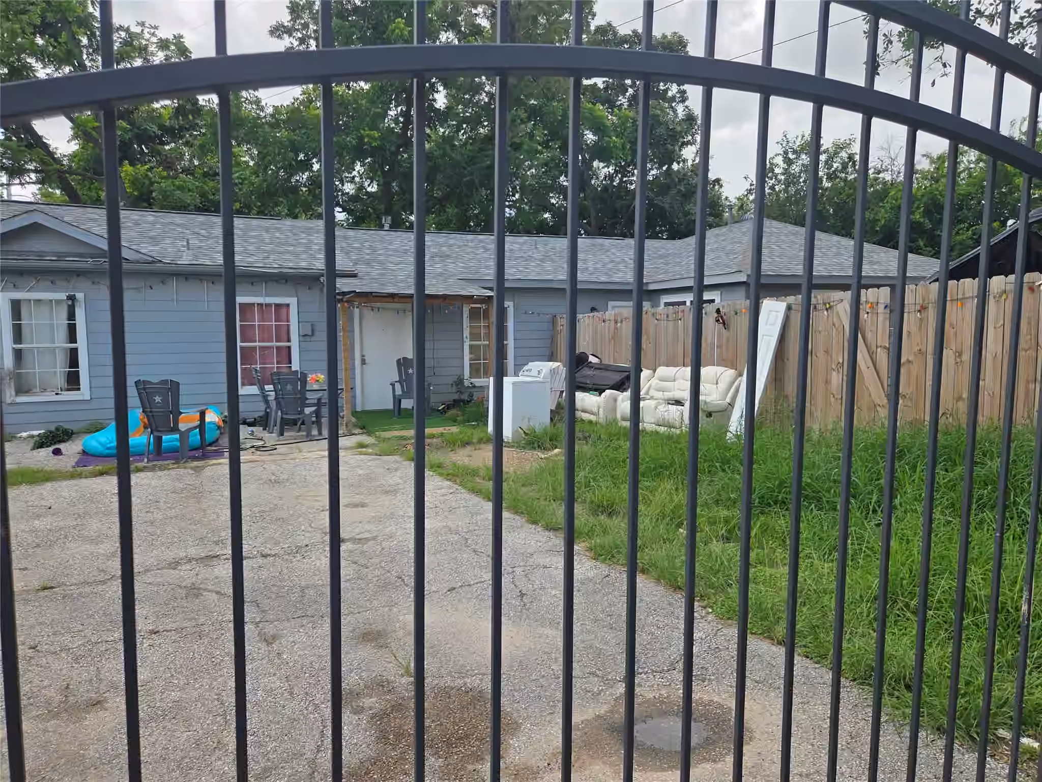 Photo 4 of 5023 Hoover Street, Houston, TX
