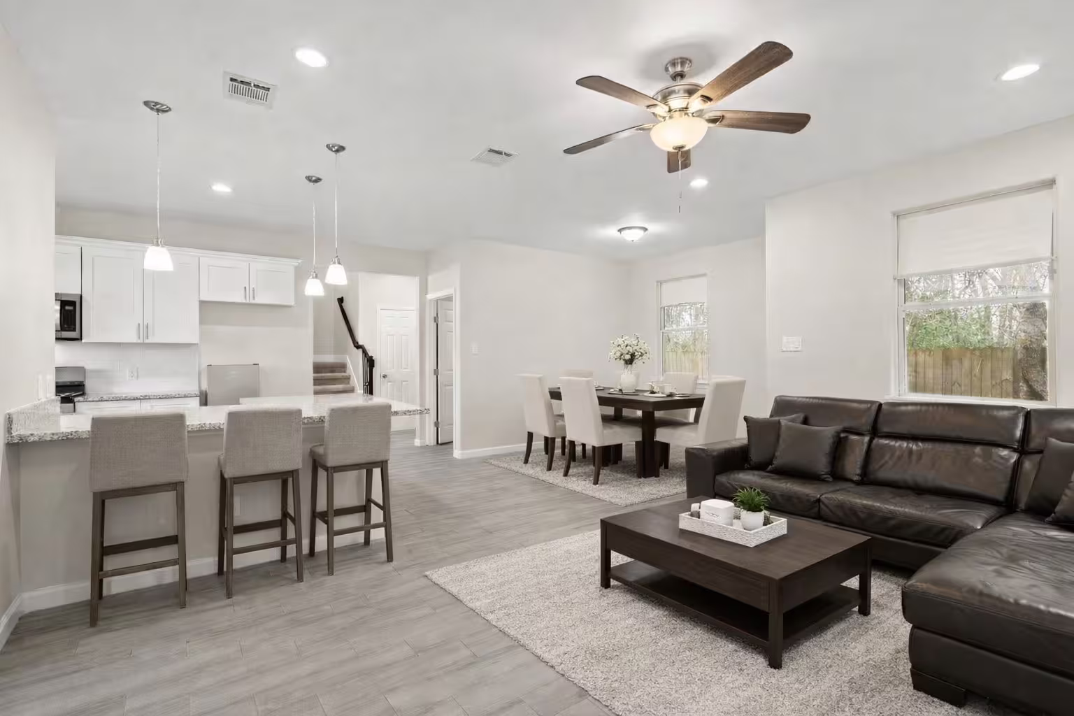 Photo 3 of 4943 Leamathew Street, Houston, TX