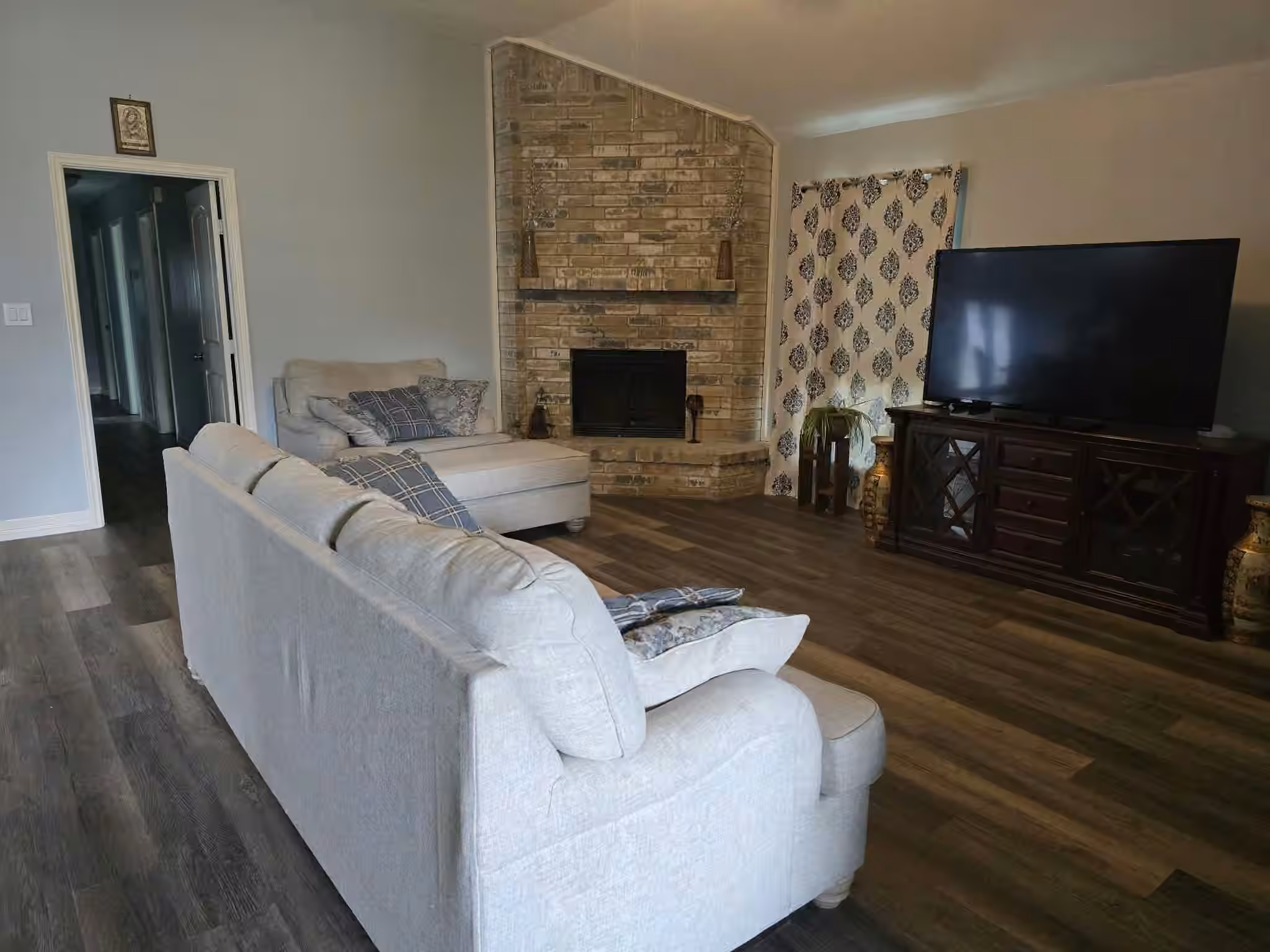 Photo 5 of 2539 Planters Row, Sugar Land, TX