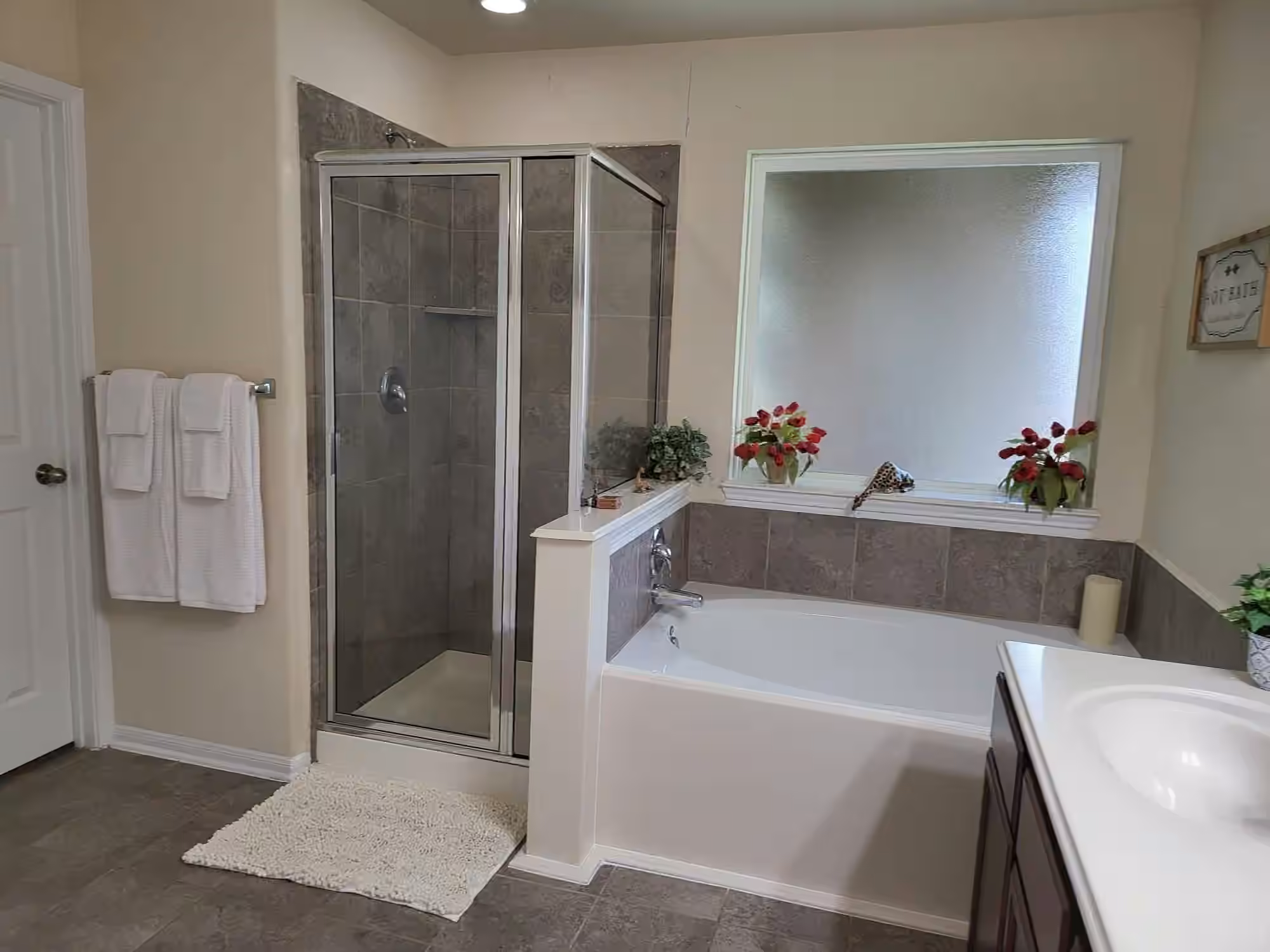 Photo 6 of 10739 Chestnut Path Way, Tomball, TX