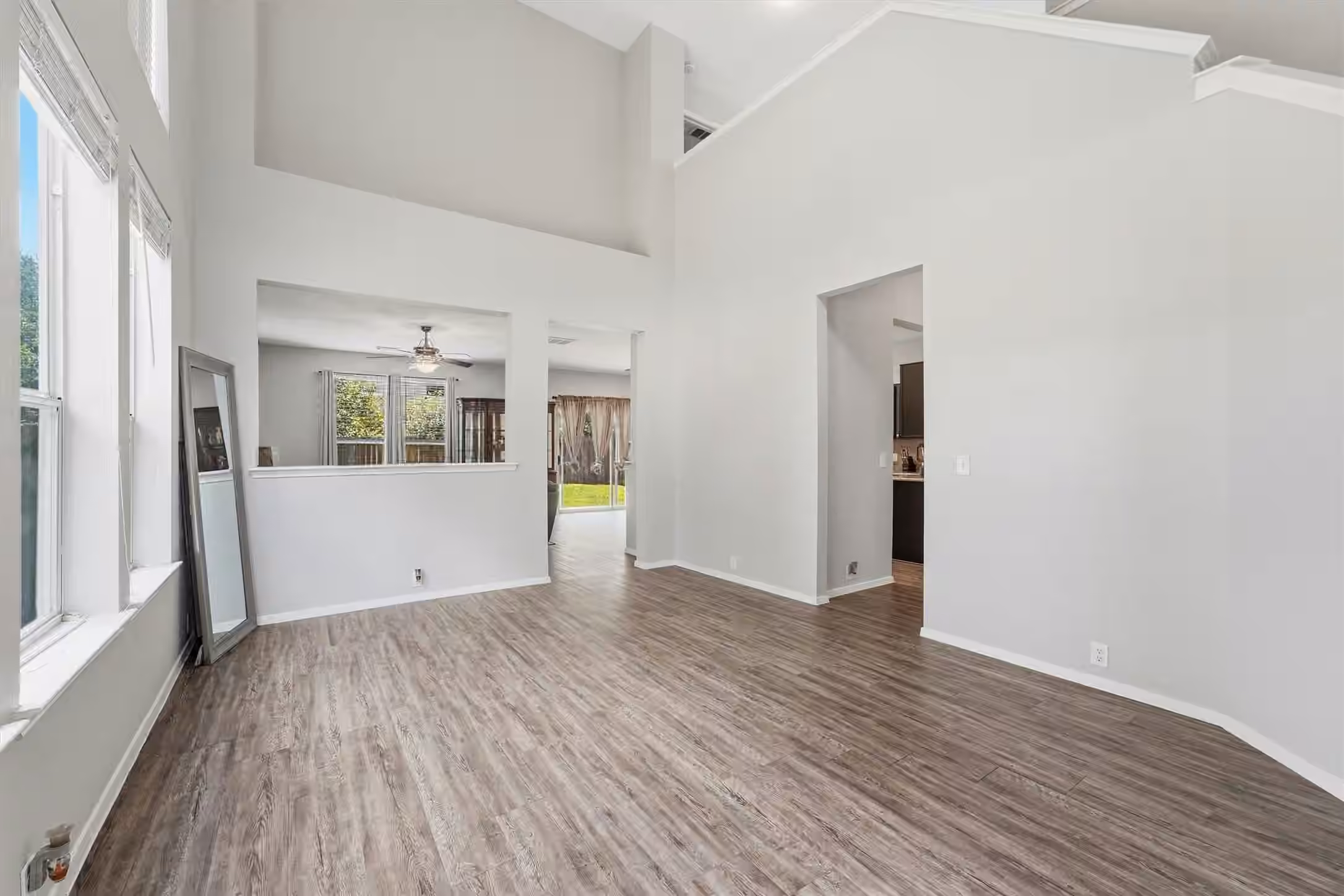 Photo 5 of 2903 Edgewick Elm Street, Fresno, TX