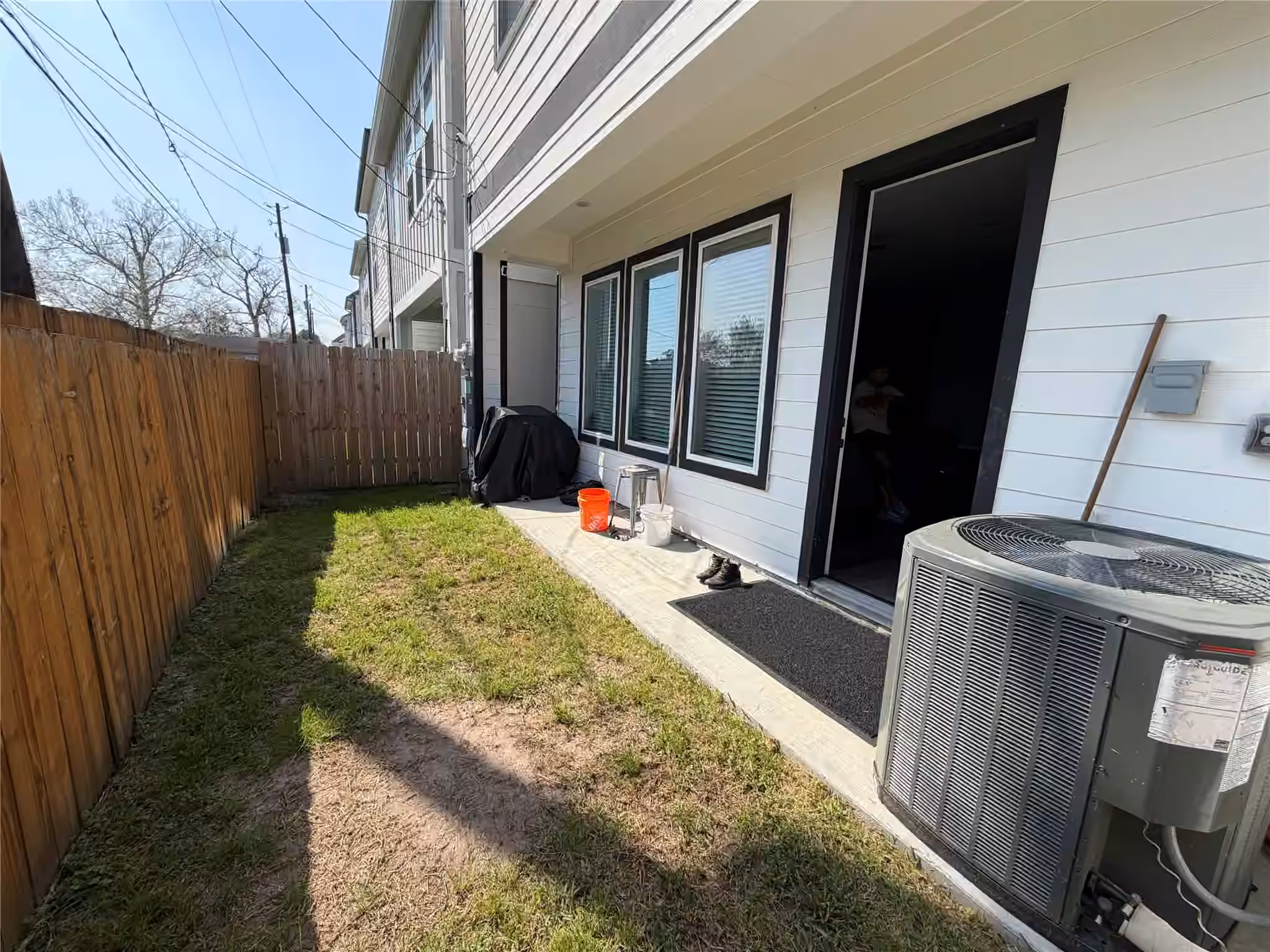 Photo 7 of 6722 Parker Grove Lane, Houston, TX