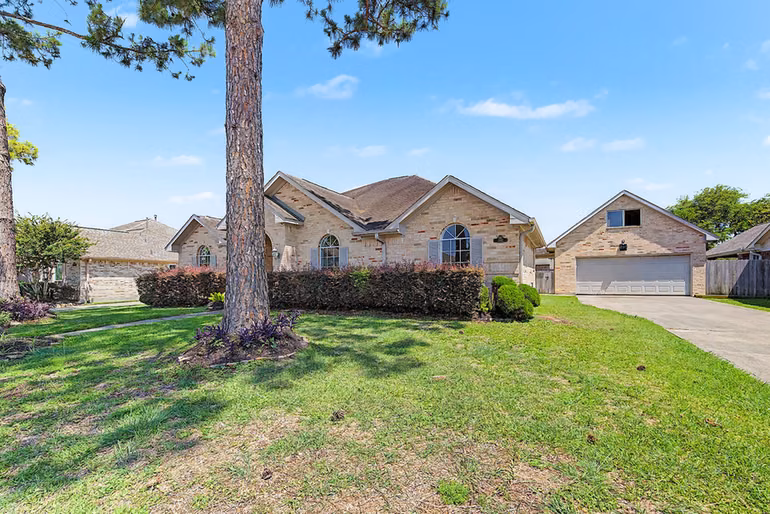 Photo of 3615 Turtle Cove Drive, Pasadena, TX