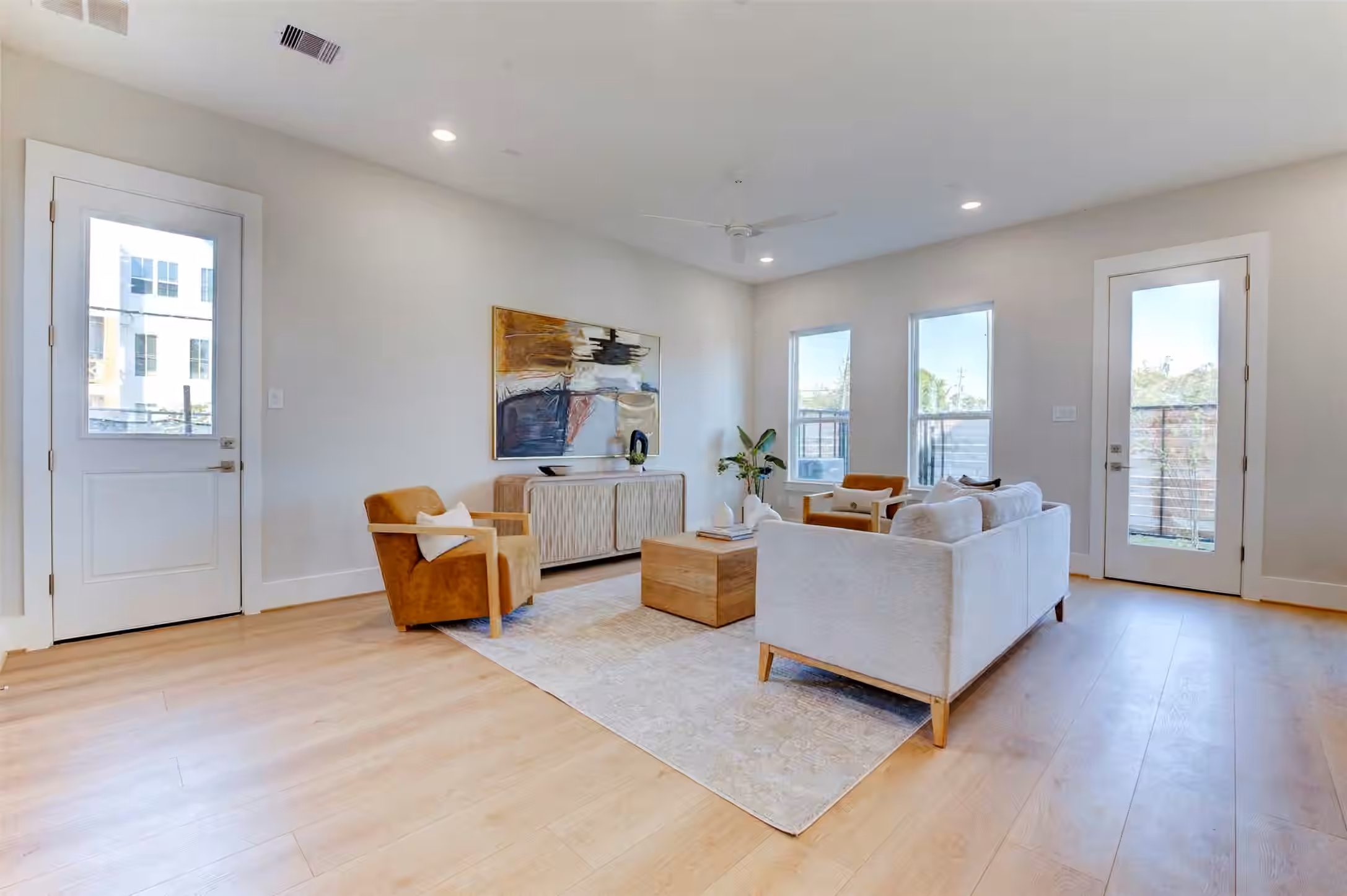 Photo 6 of 5140 Rosslyn Road, Houston, TX
