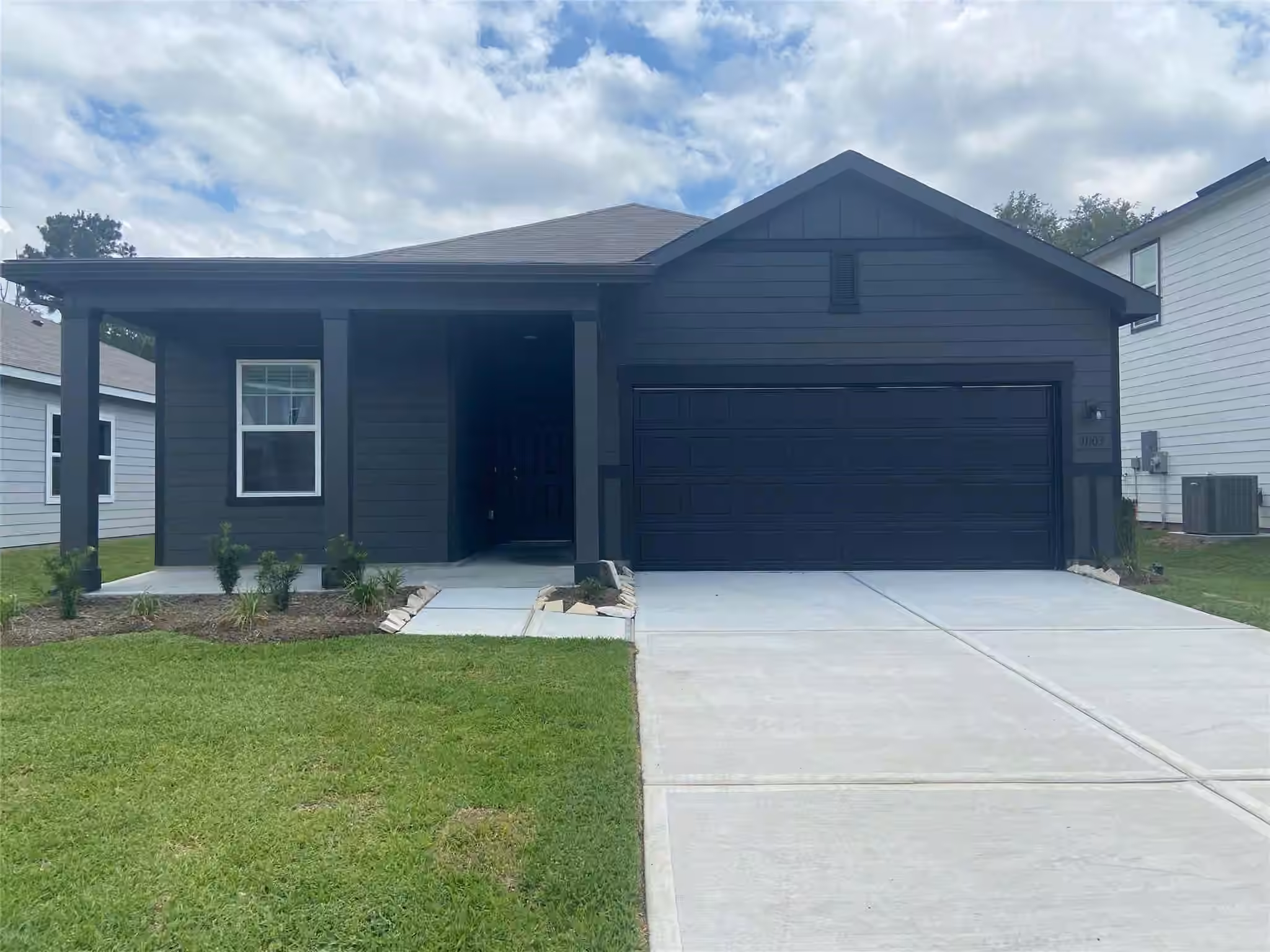 Photo of 31019 Gayle Prairie Oak Street, Waller, TX 77484