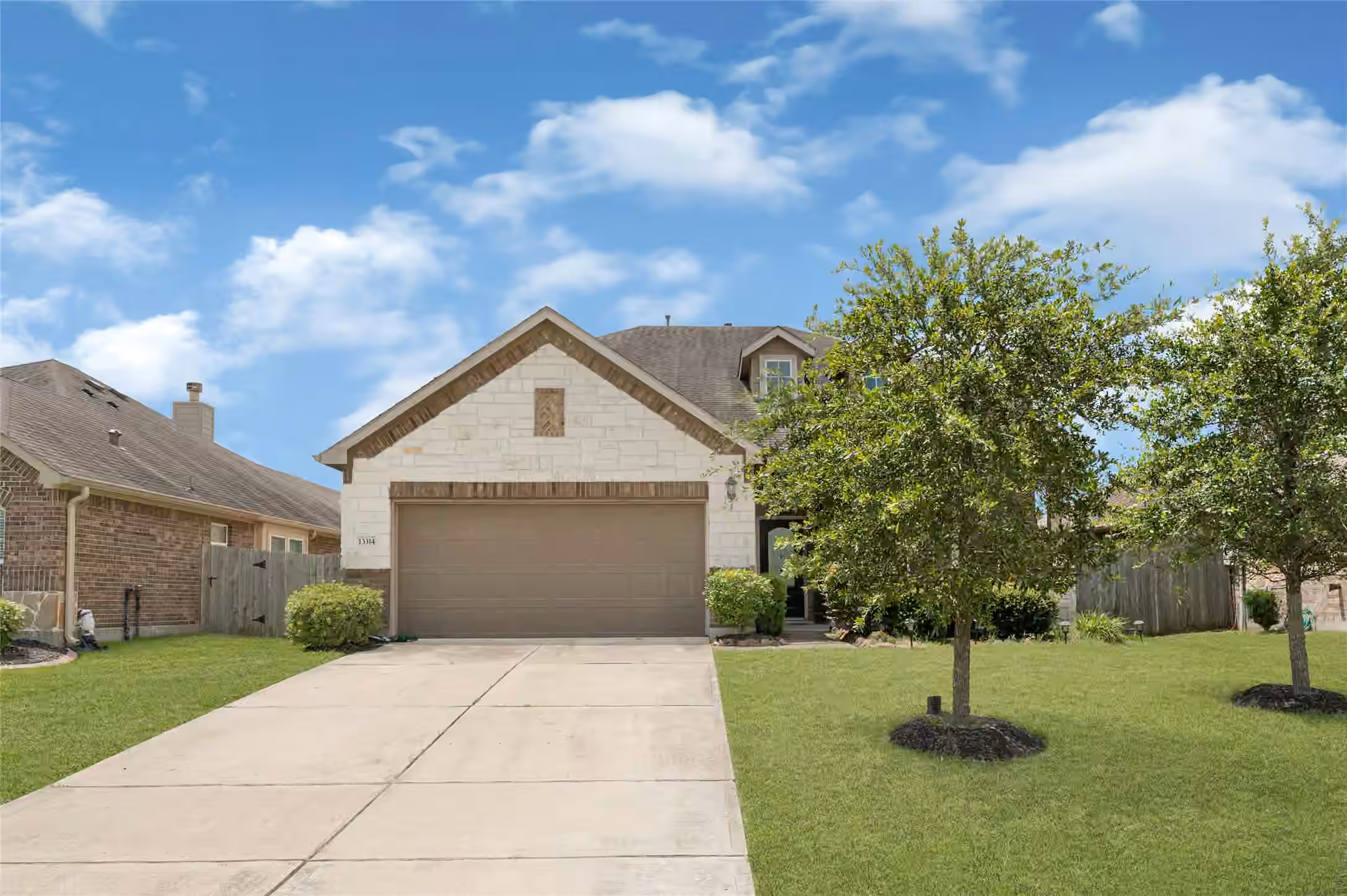 Photo of 13314 Alcott Forest Lane, Rosharon, TX