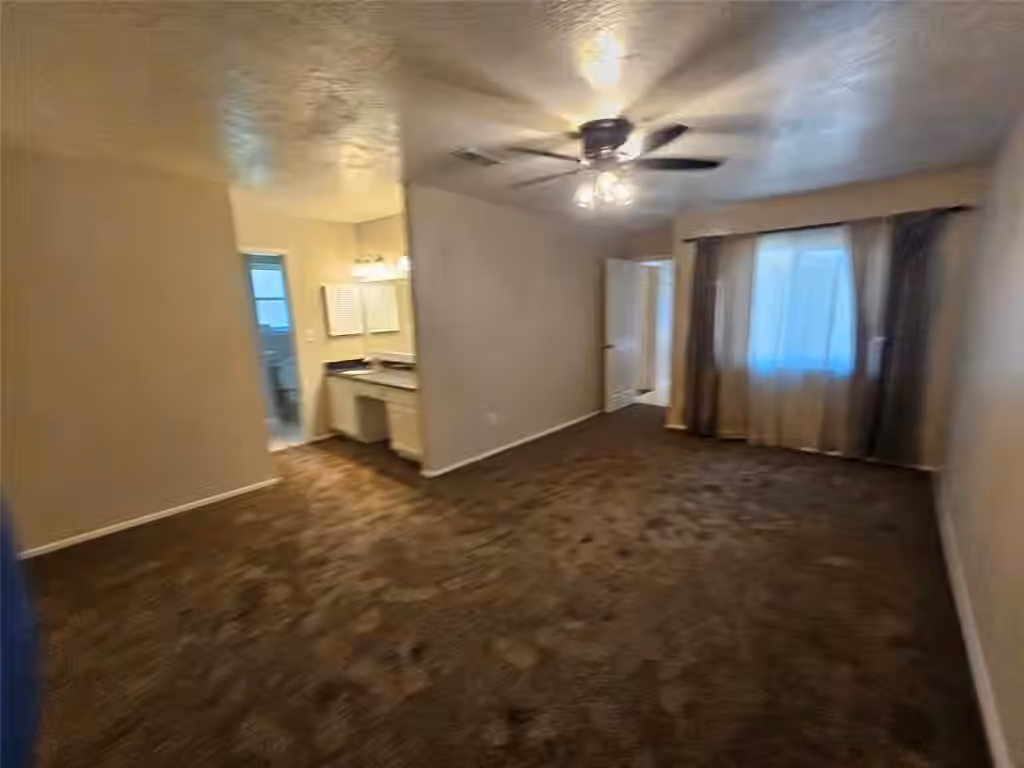 Photo 5 of 17210 Cutter Way, Crosby, TX