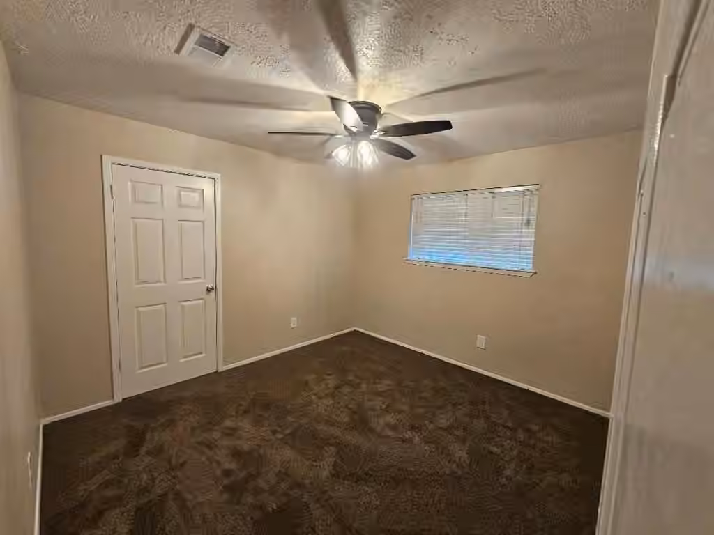 Photo 7 of 17210 Cutter Way, Crosby, TX