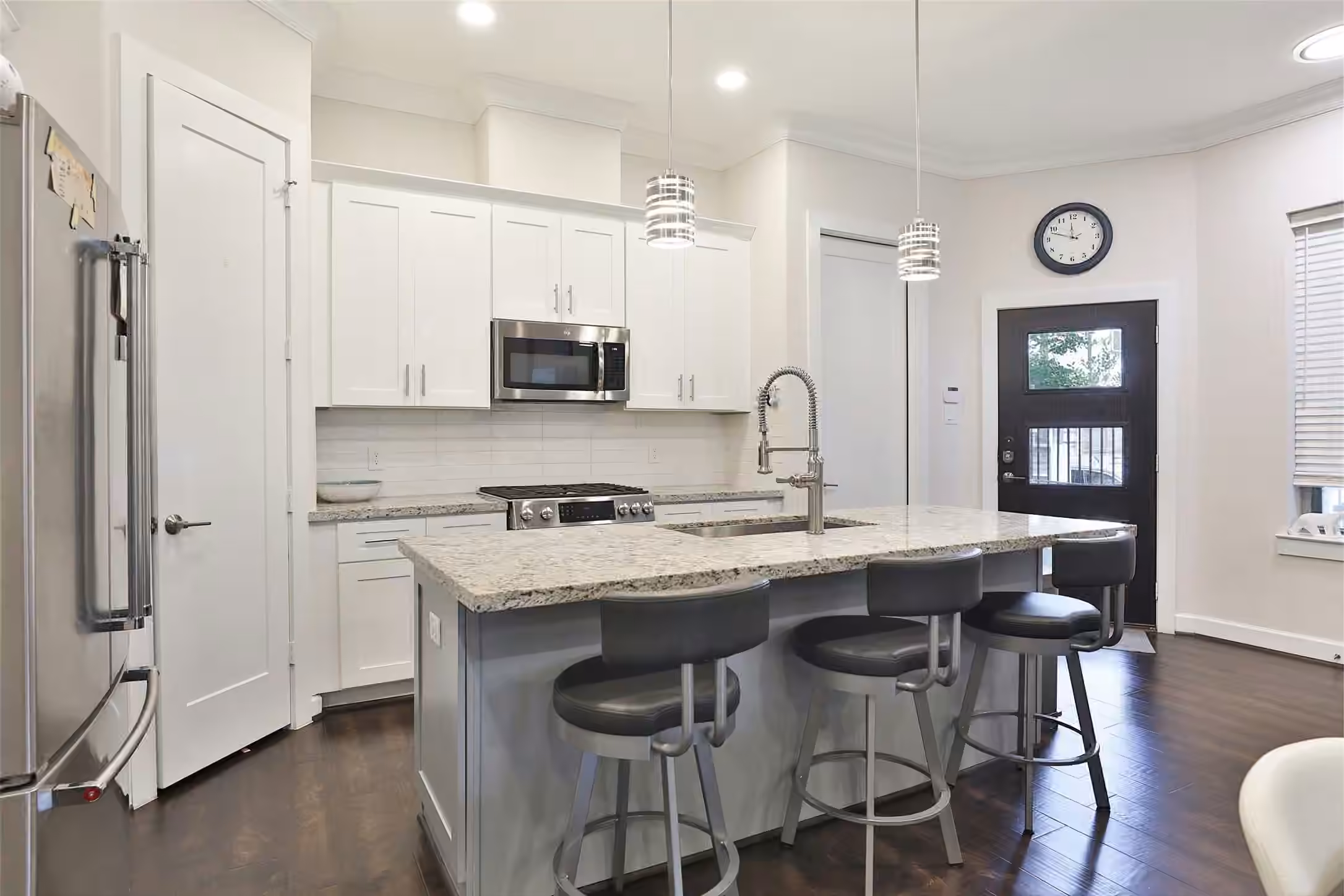 Photo 5 of 845 Fisher Street A, Houston, TX