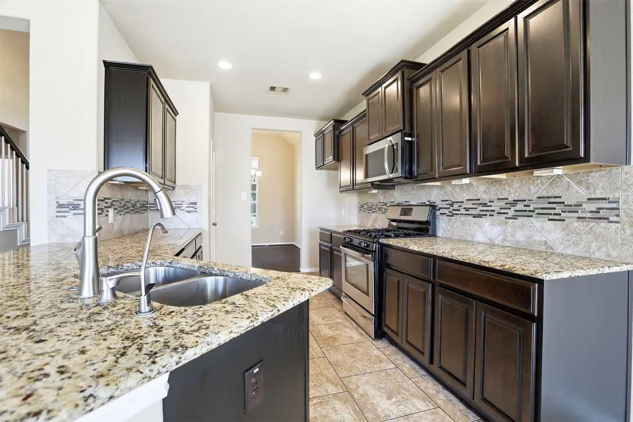 Photo 5 of 28918 Dryander Forest Court, Katy, TX