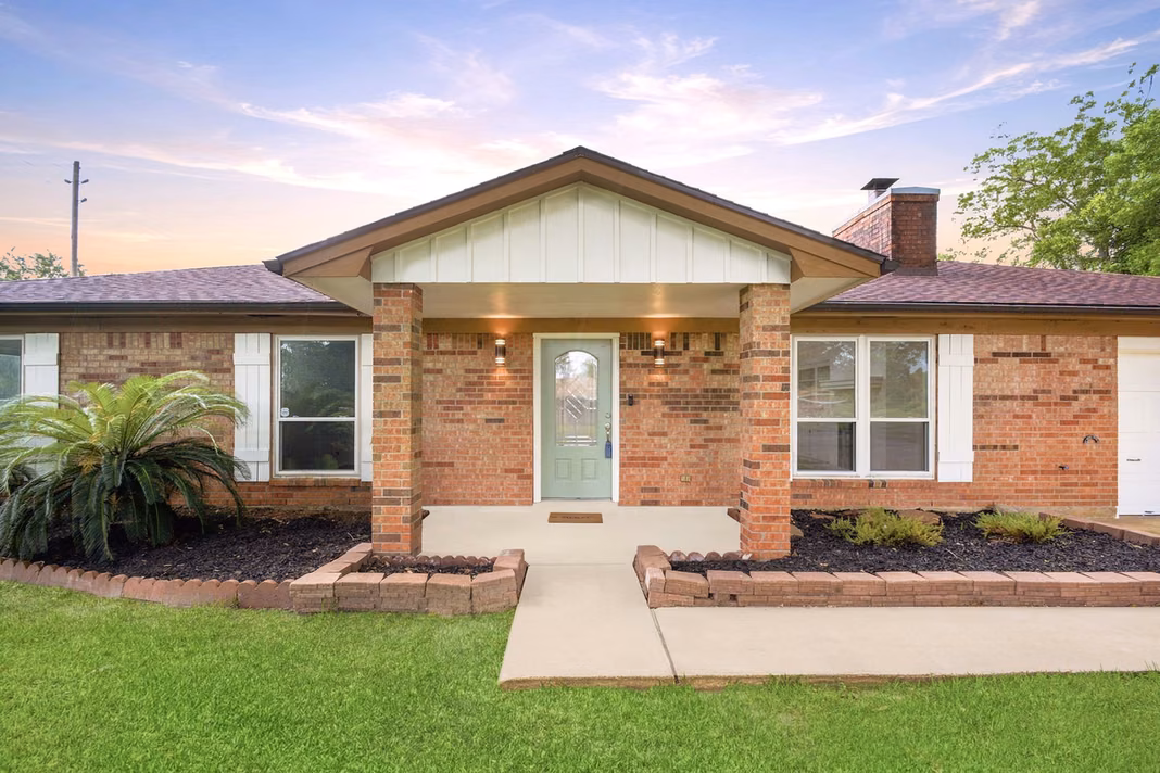 Photo 7 of 12211 3rd Street, Santa Fe, TX