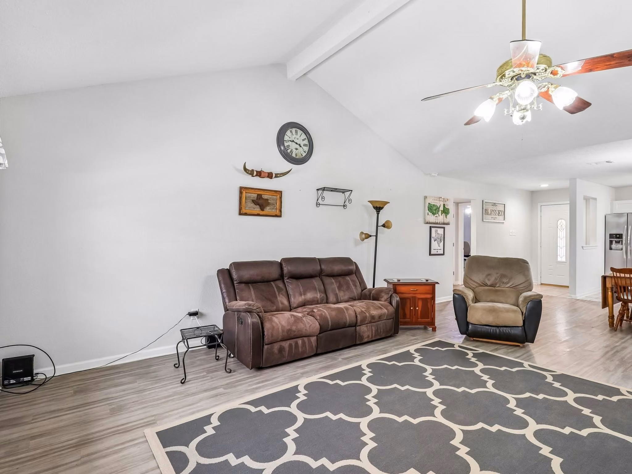 Photo 6 of 5110 Geneva Drive, Friendswood, TX
