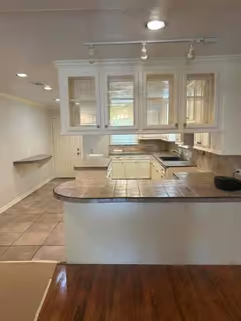Photo 6 of 3260 Simmons Street, Houston, TX