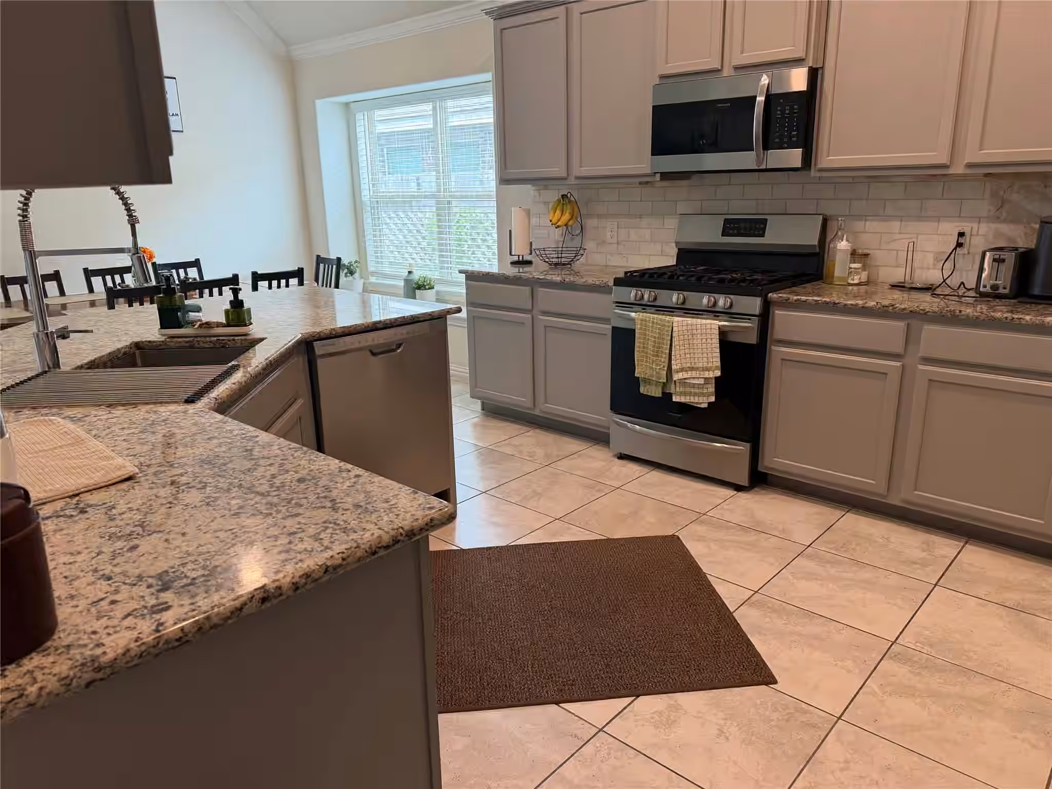 Photo 6 of 2923 Millstream Court, Dickinson, TX