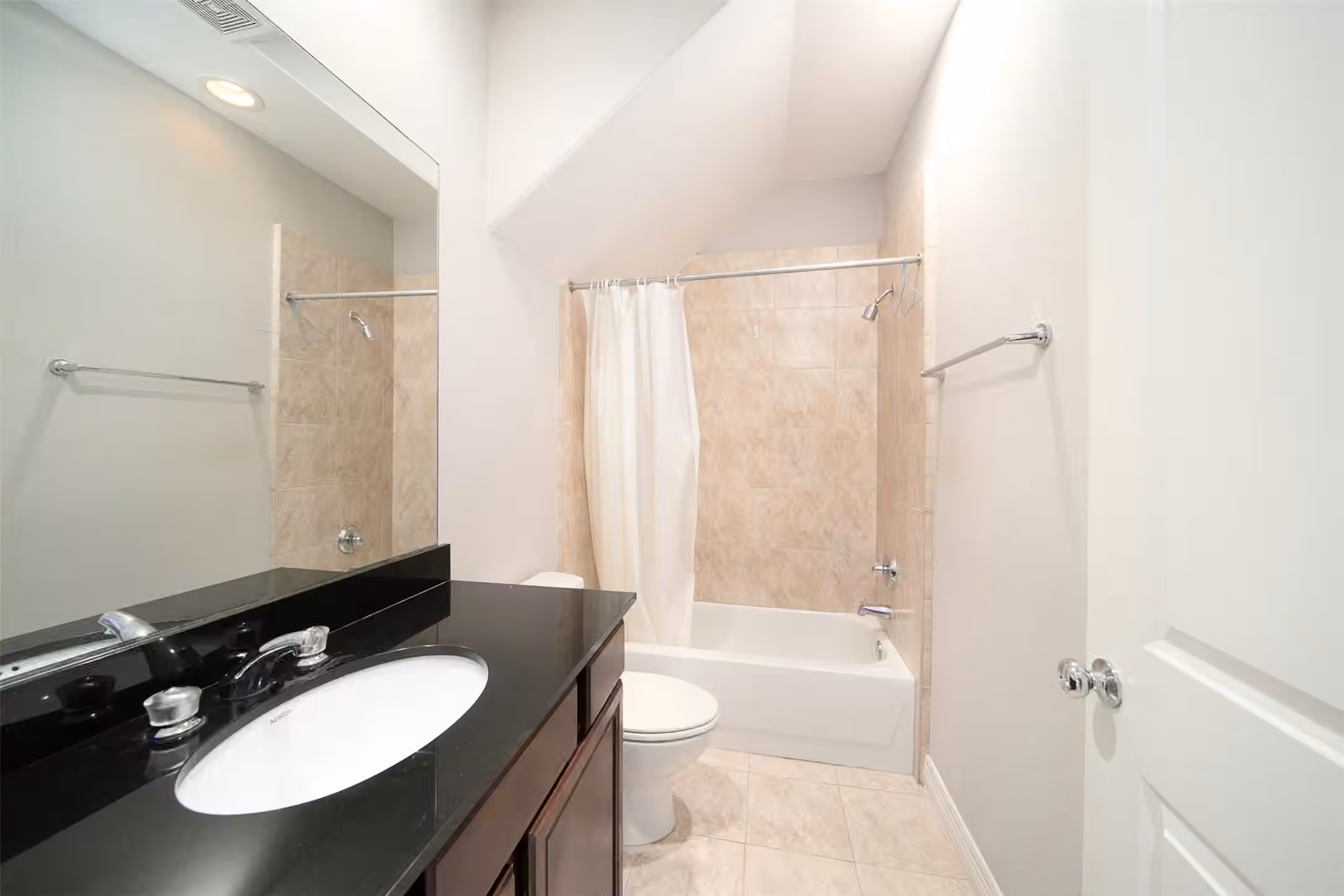 Photo 7 of 3848 Center Street, Houston, TX