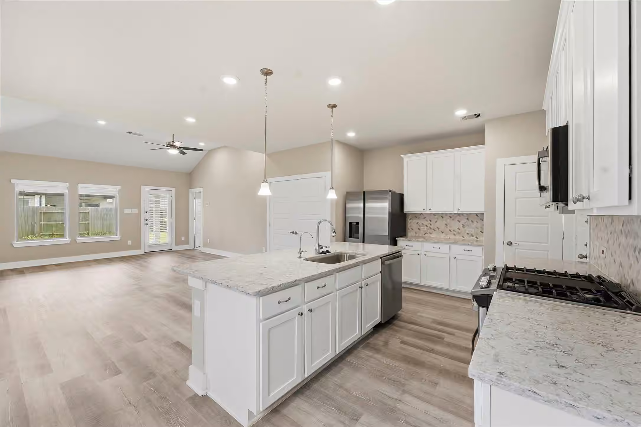 Photo 6 of 10546 Preserve Way, Conroe, TX