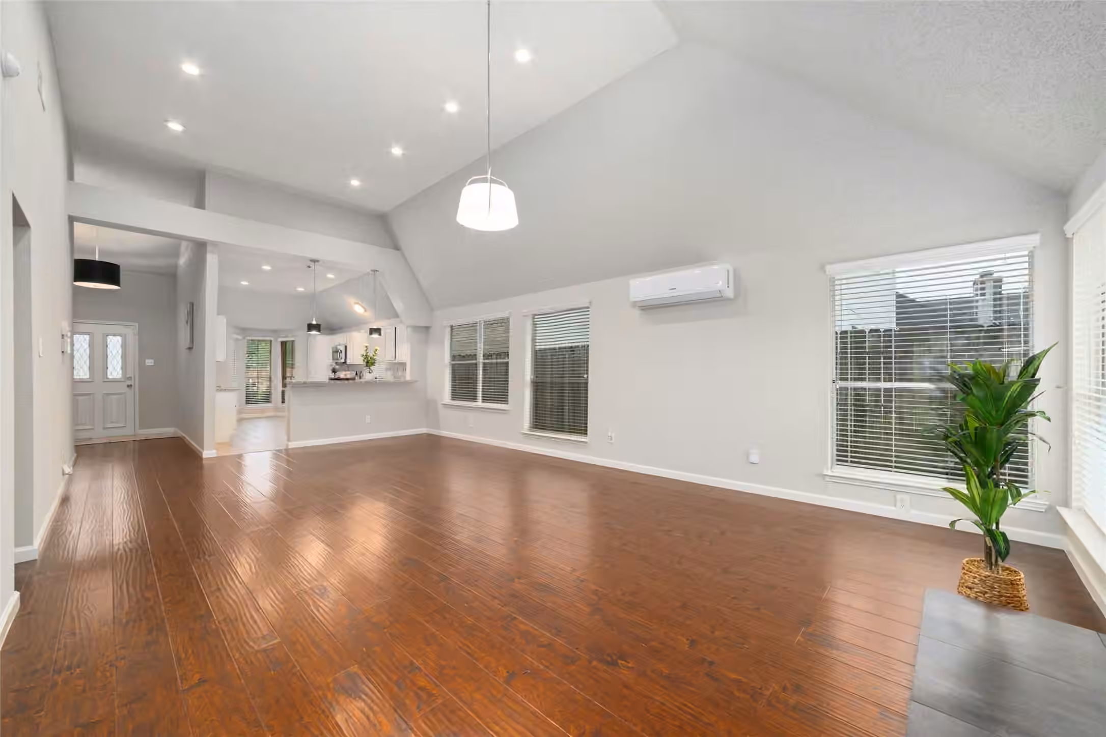 Photo 7 of 13551 Pasa Robles Lane, Houston, TX