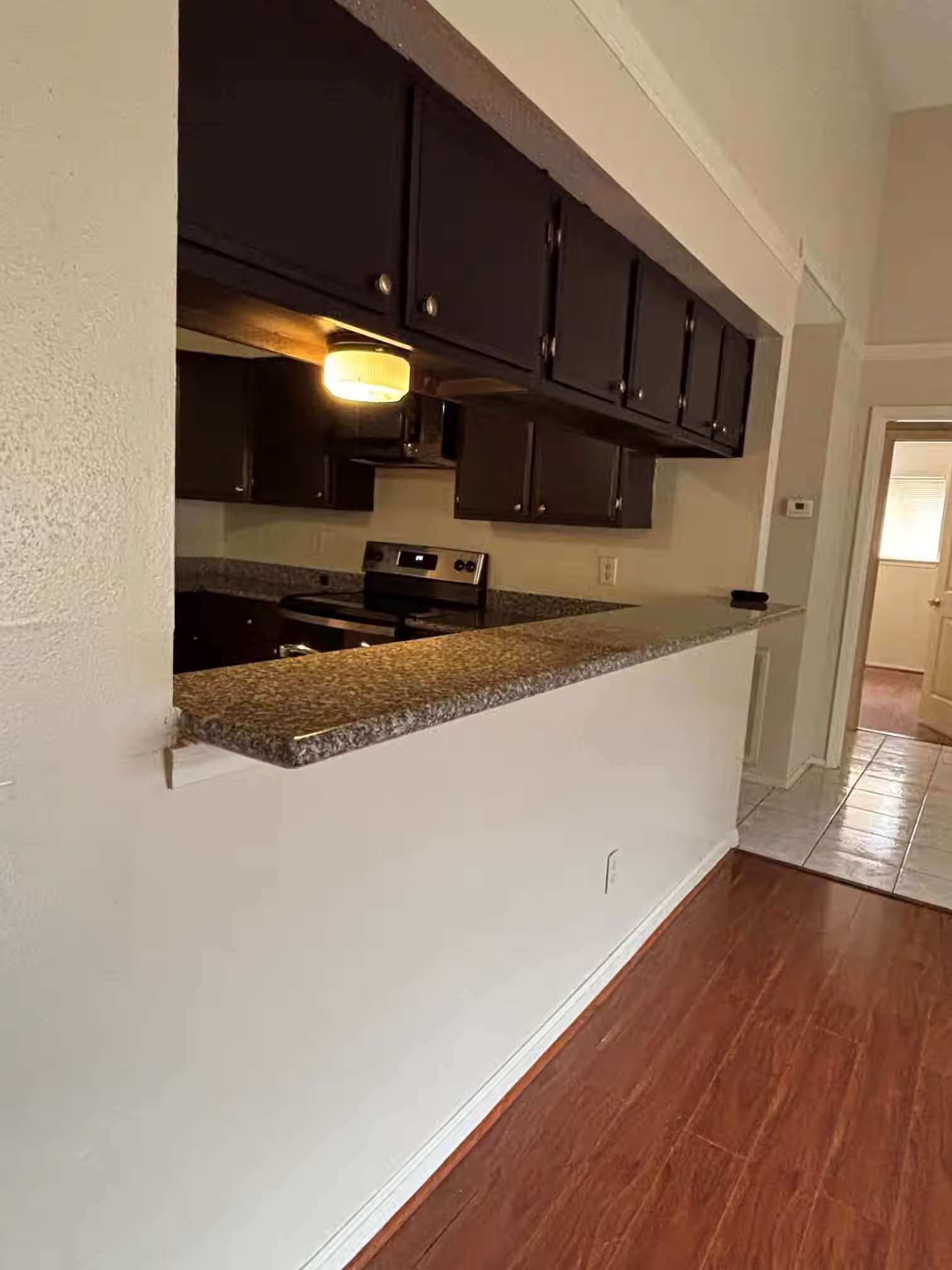 Photo 6 of 811 Whispering Pine Drive, Missouri City, TX