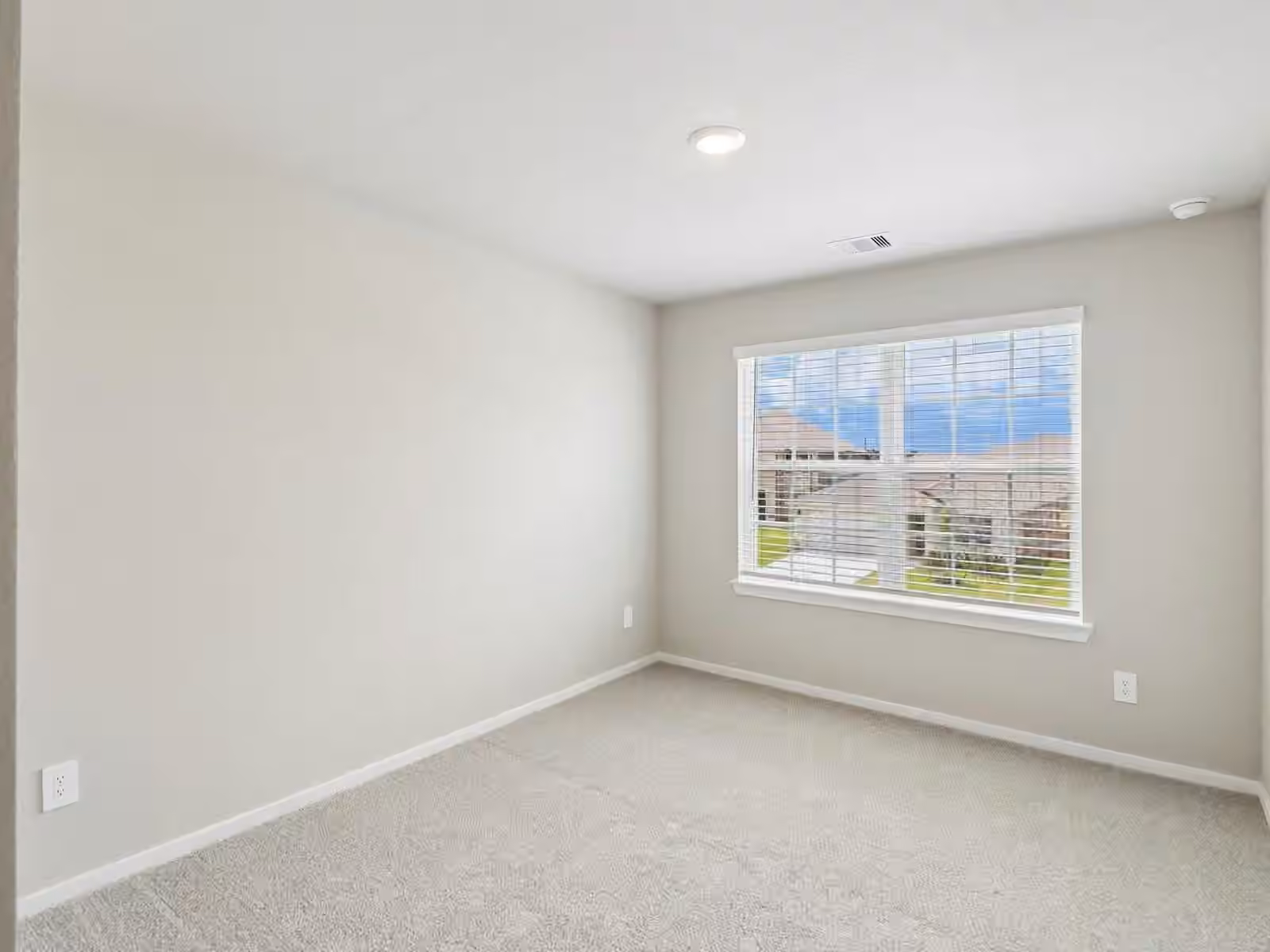 Photo 7 of 29022 Farmhouse Estates Drive, Waller, TX