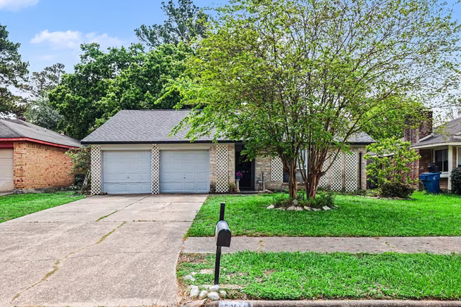Photo 2 of 4814 Adonis Drive, Spring, TX