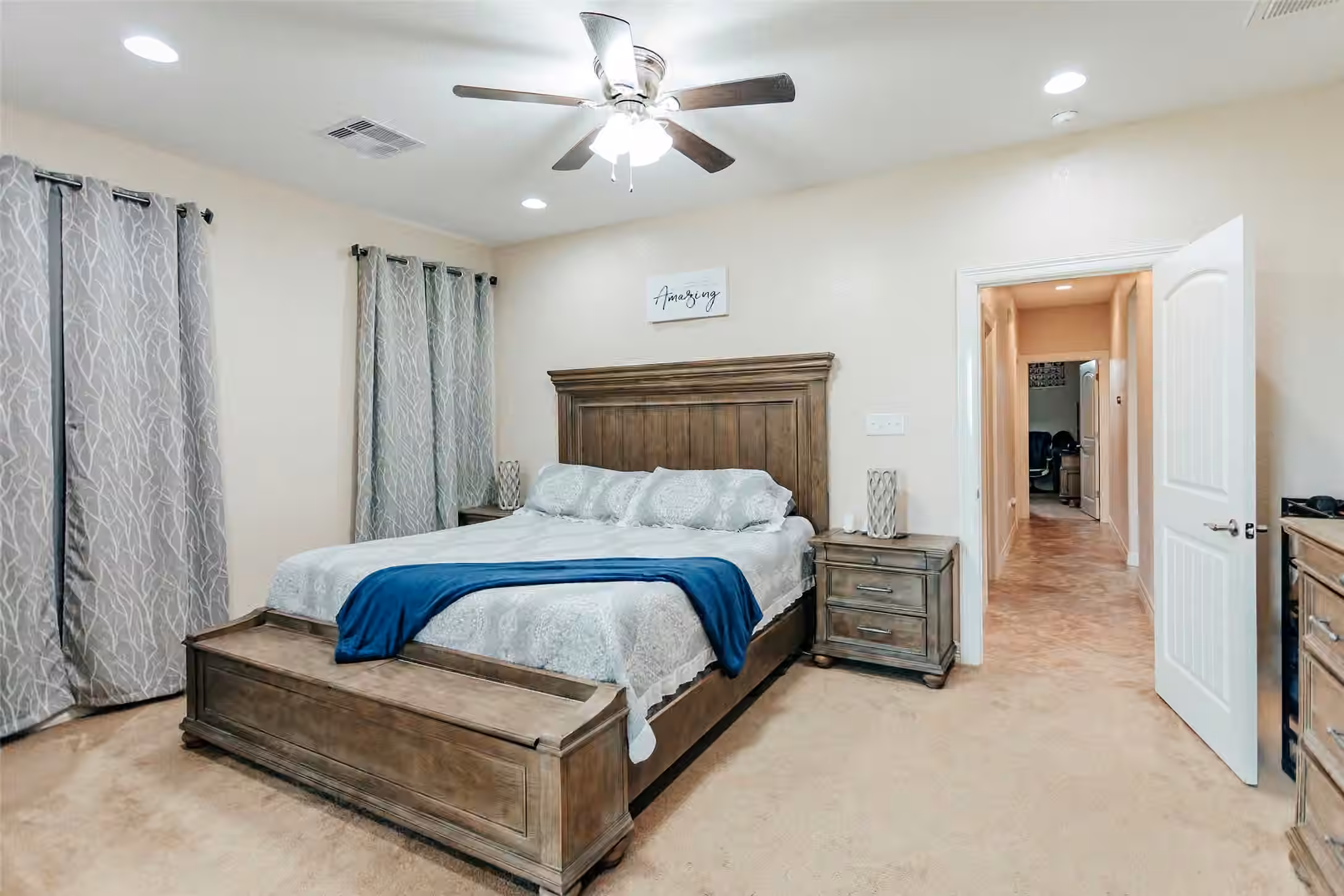 Photo 7 of 722 Bunkhouse Trail, Angleton, TX