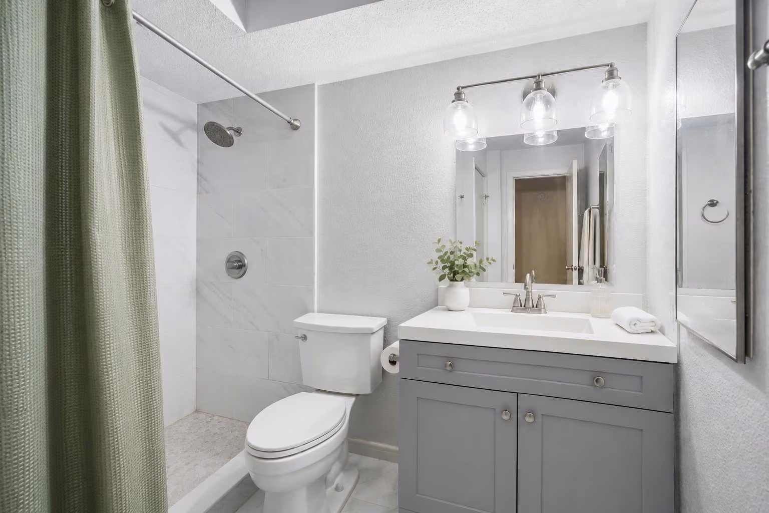 Photo 6 of 1829 Augusta Drive 19, Houston, TX