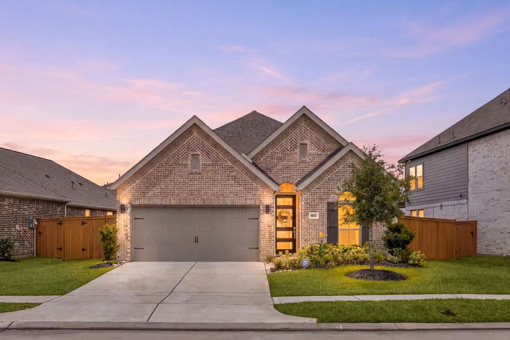 Photo 2 of 8835 Harbor Pines Drive, Cypress, TX