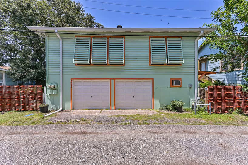 Photo 2 of 5005 Avenue N Rear, Galveston, TX