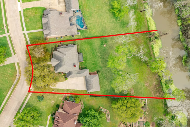 Photo 6 of 95 Rosewood Street, Lake Jackson, TX