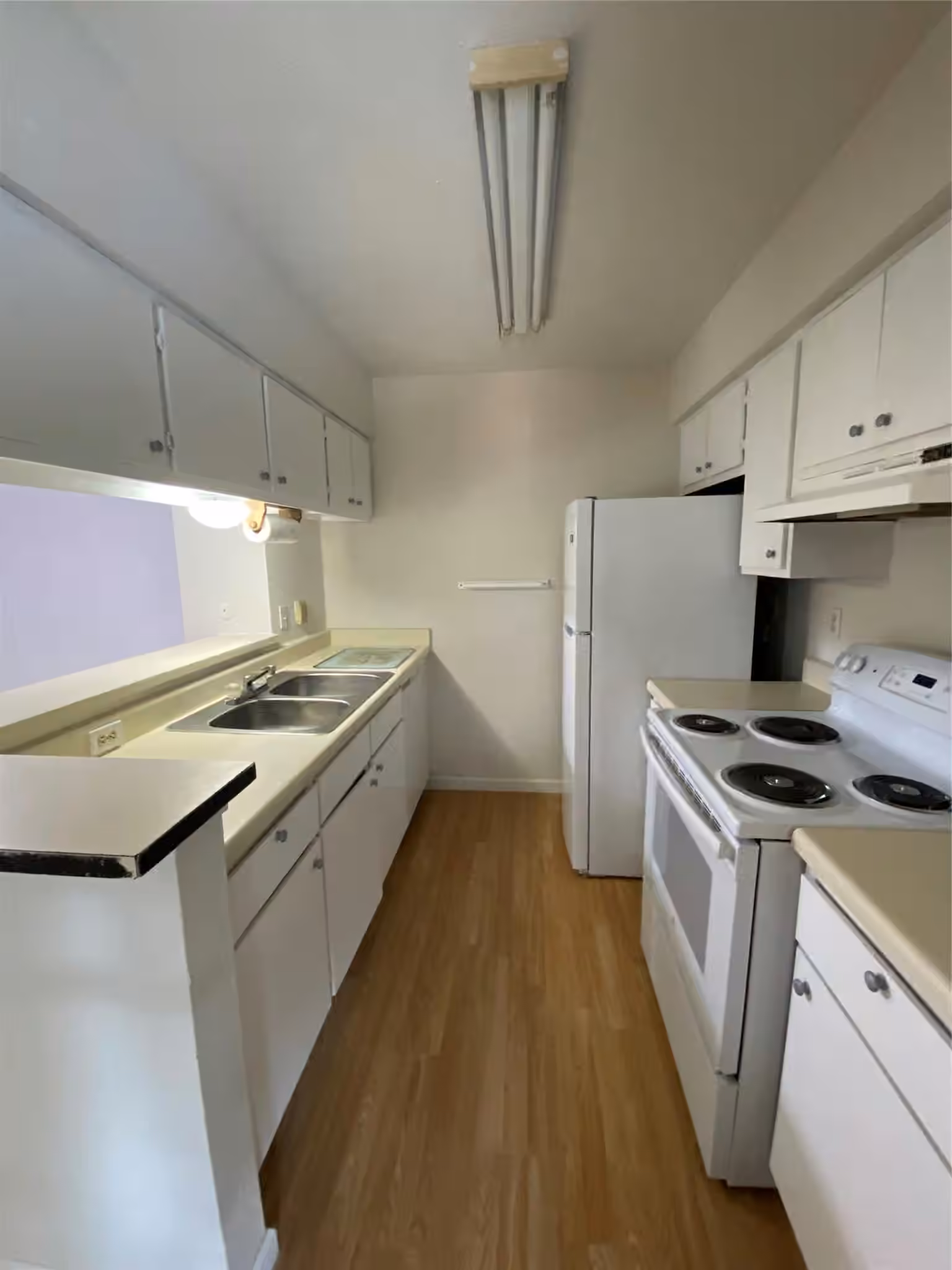 Photo 3 of 9000 Bissonnet Street 706, Houston, TX