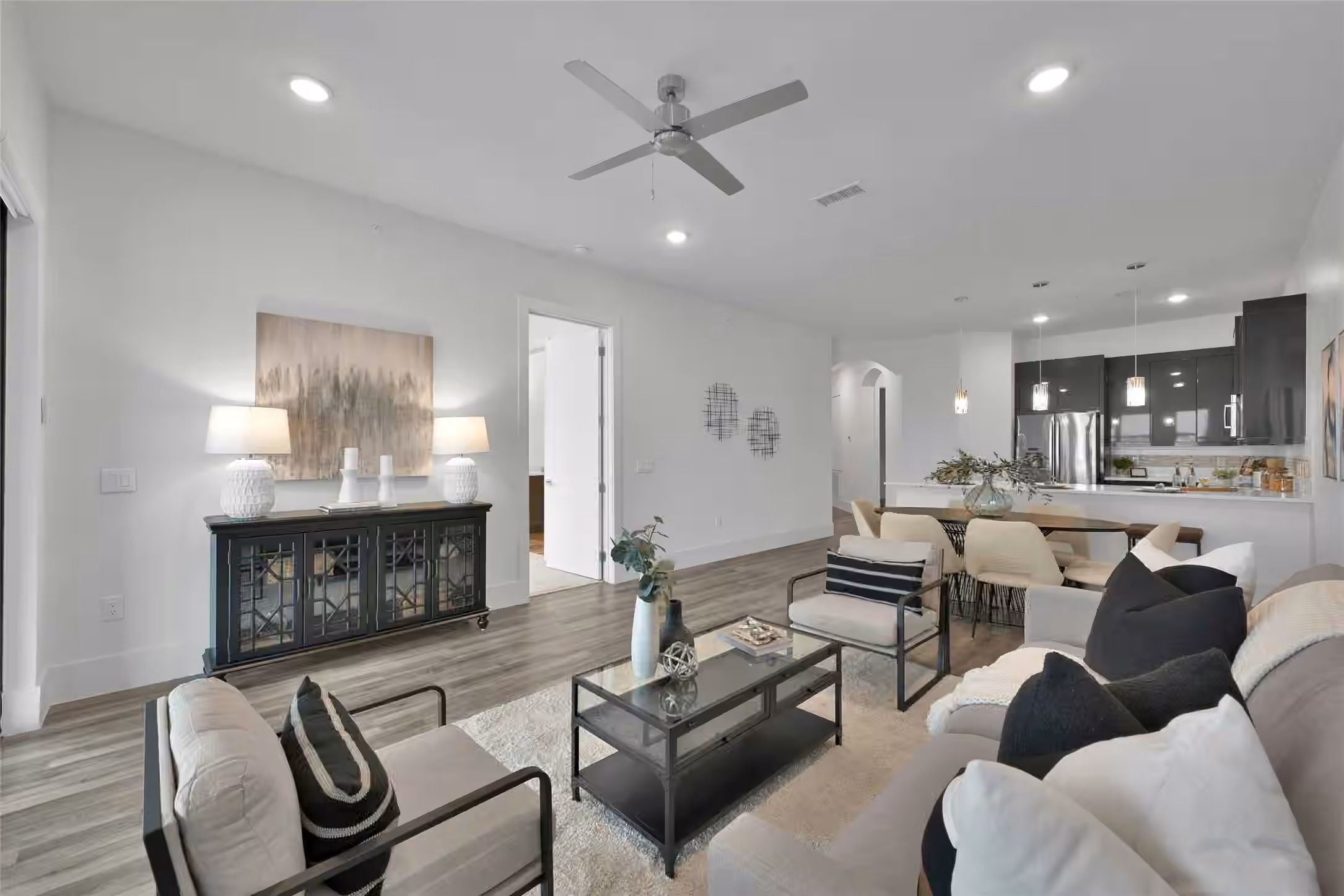 Photo 4 of 199 Waterpoint Court 303, Conroe, TX