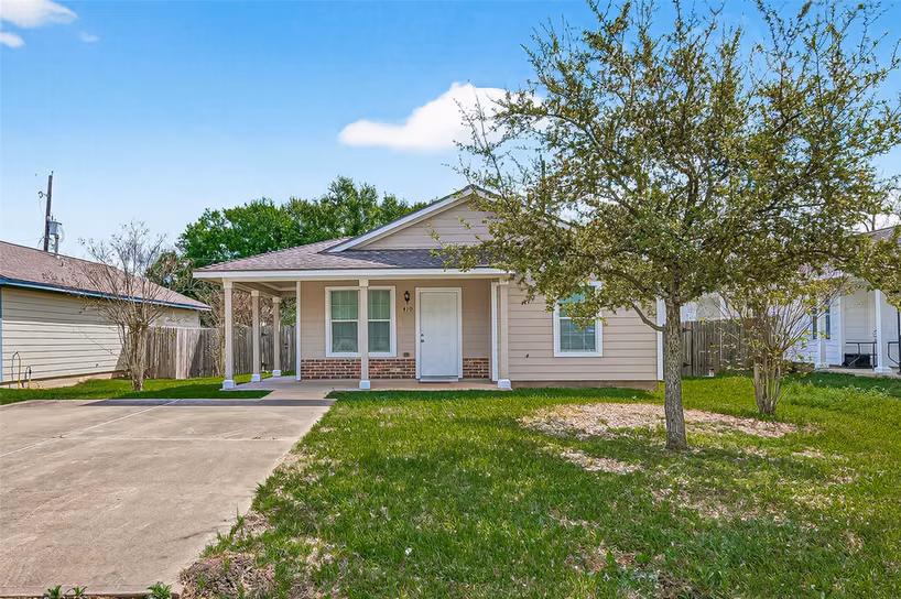 Photo of 410 Collins Road, Richmond, TX 77469