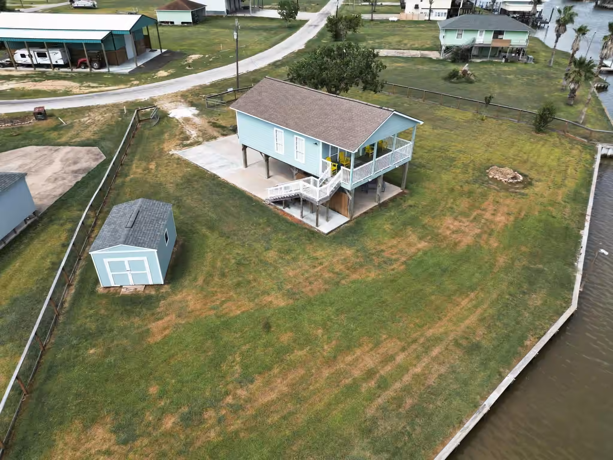 Photo of 1867 County Road 291, Sargent, TX 77414