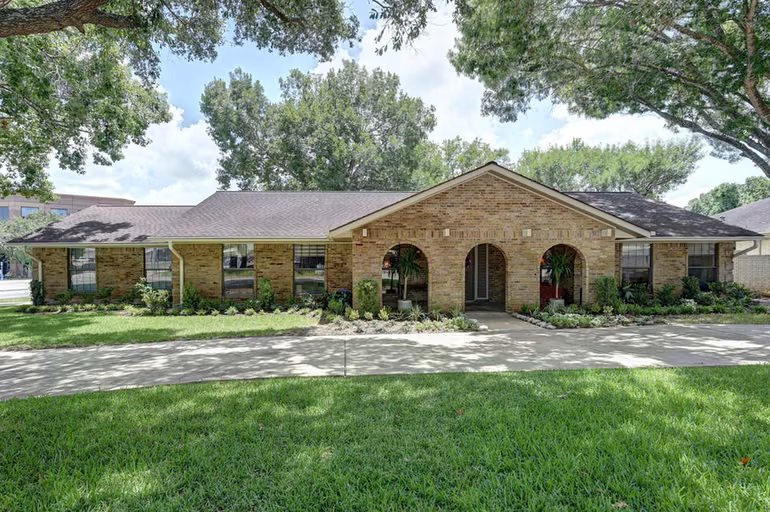 Photo 2 of 204 E Stone Street, Brenham, TX