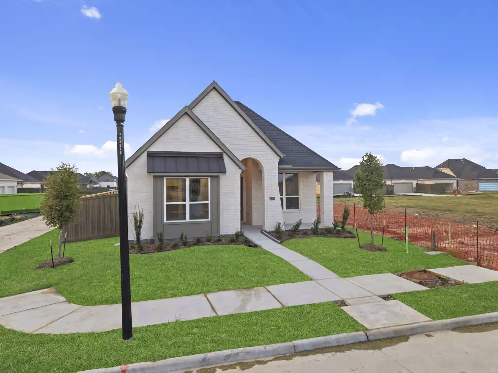Photo 3 of 11803 Benes Drive, Mont Belvieu, TX
