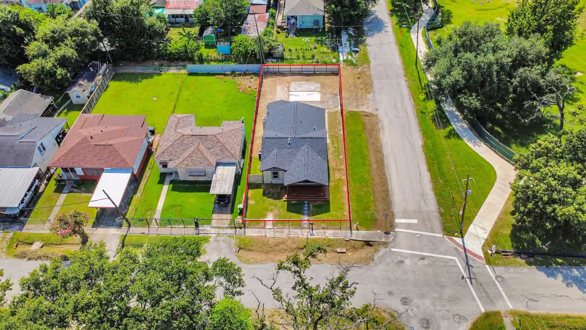 Photo 3 of 1102 Gazin Street, Houston, TX