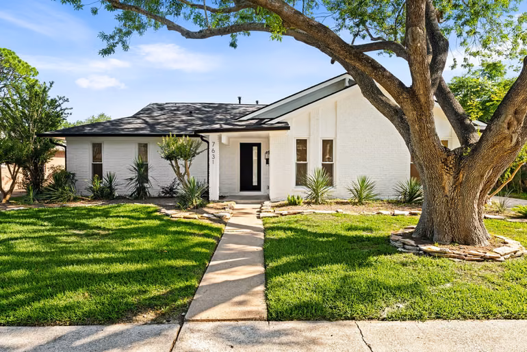 Photo of 7631 Westwind Lane, Houston, TX