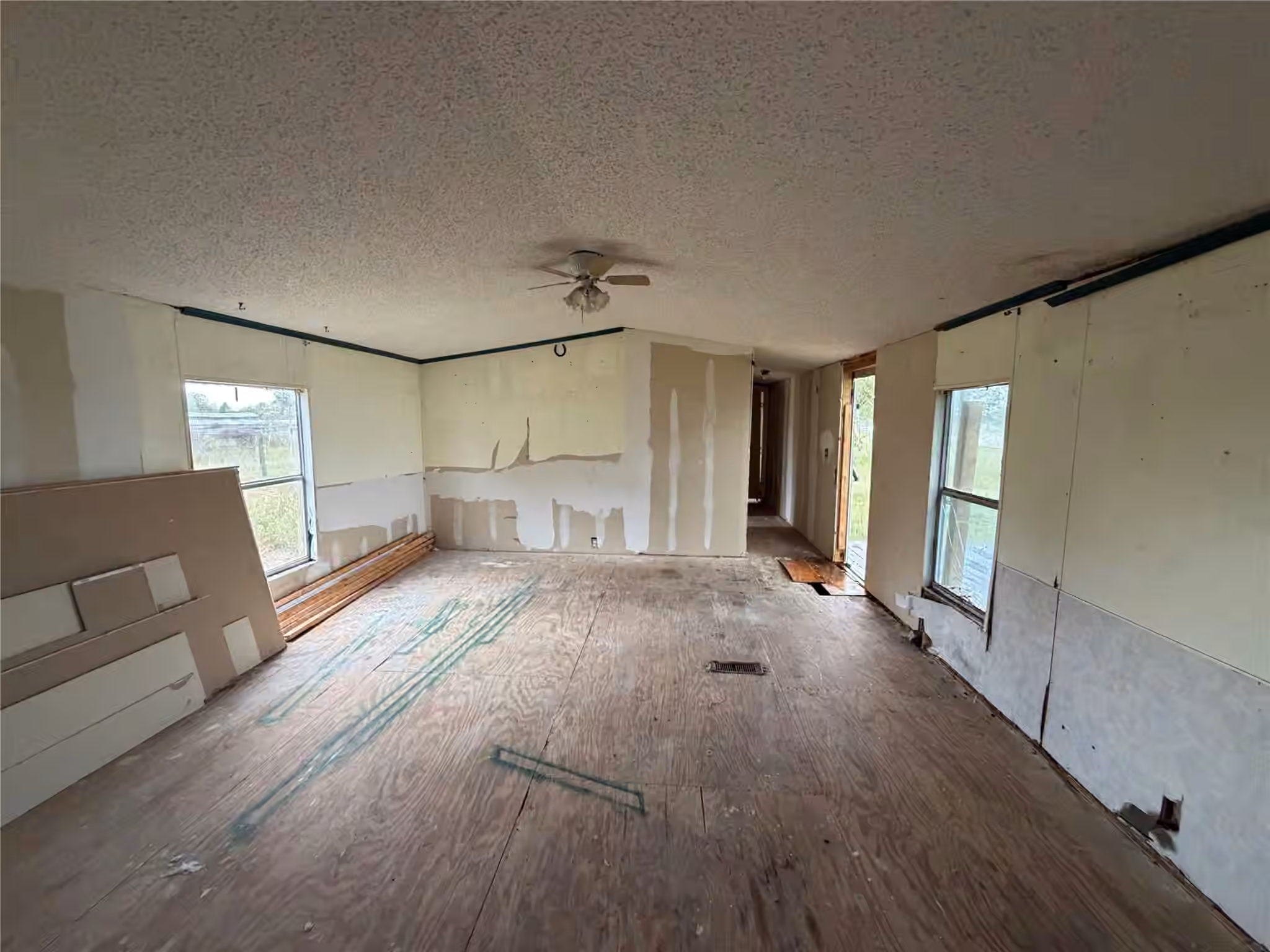 Photo 2 of 6430 Brockstein Road, Sealy, TX