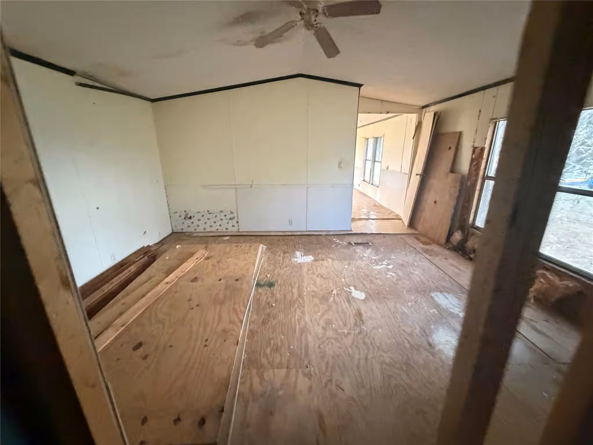 Photo 3 of 6430 Brockstein Road, Sealy, TX