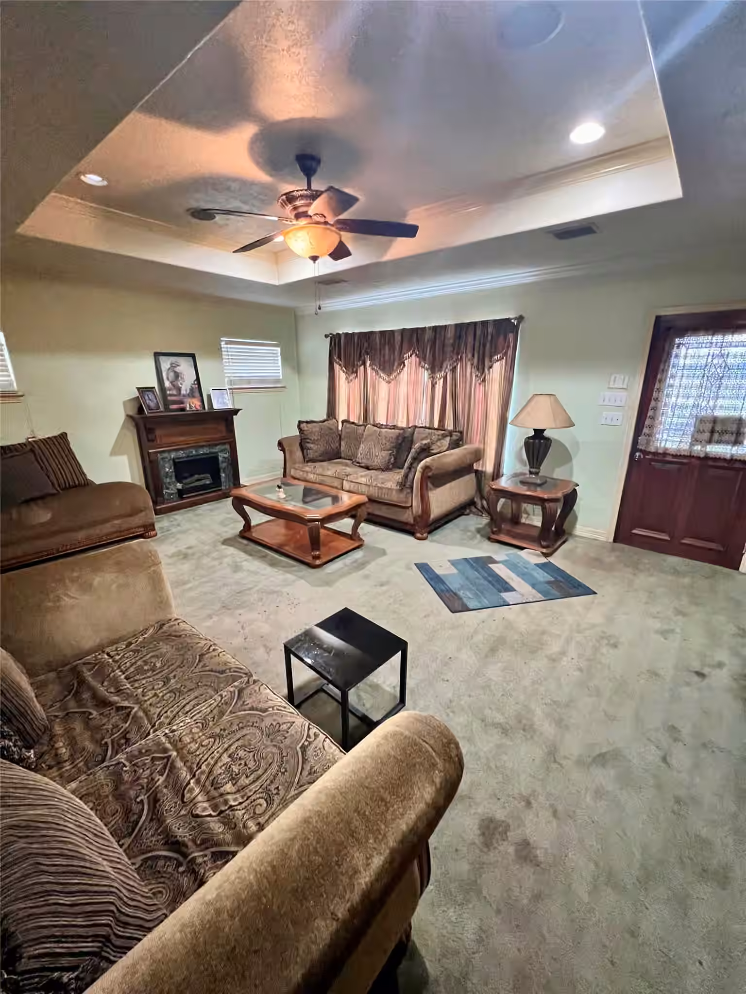 Photo 6 of 132 Carson Court, Houston, TX