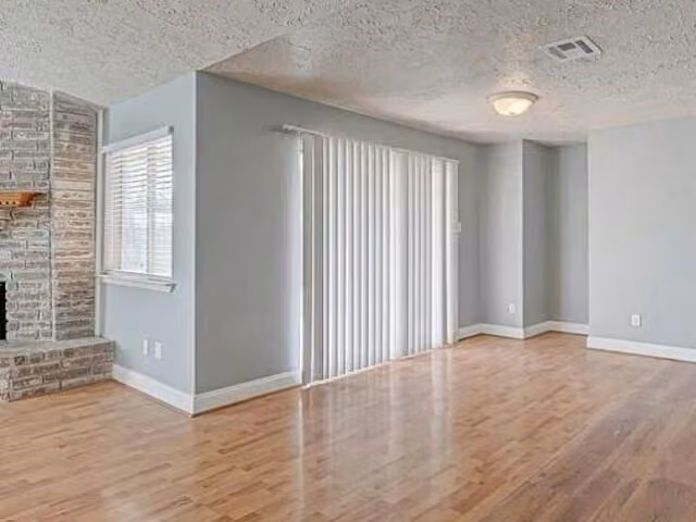 Photo 4 of 3610 Vineyard Drive, Houston, TX