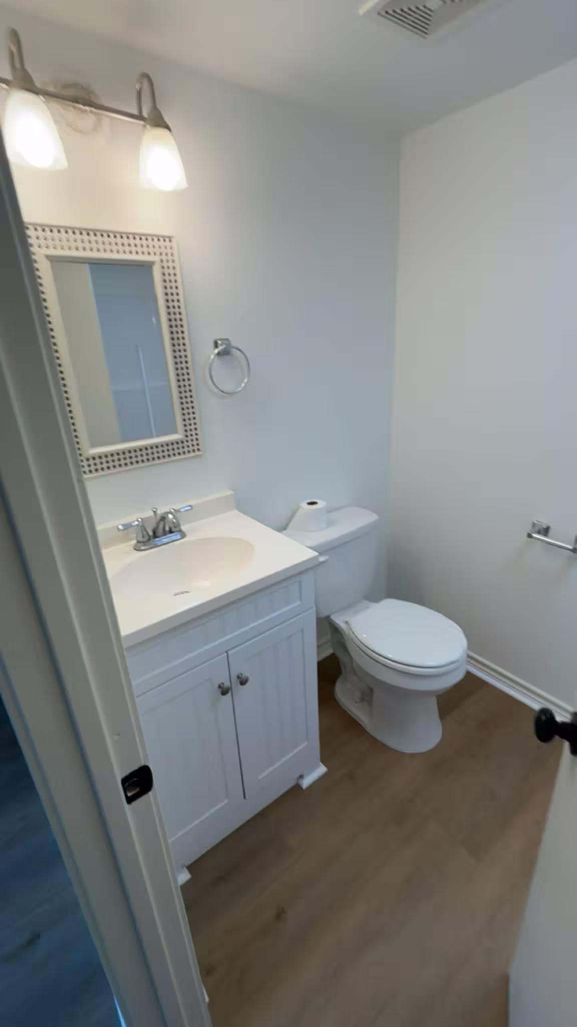Photo 3 of 20402 Birchmont Drive, Guy, TX