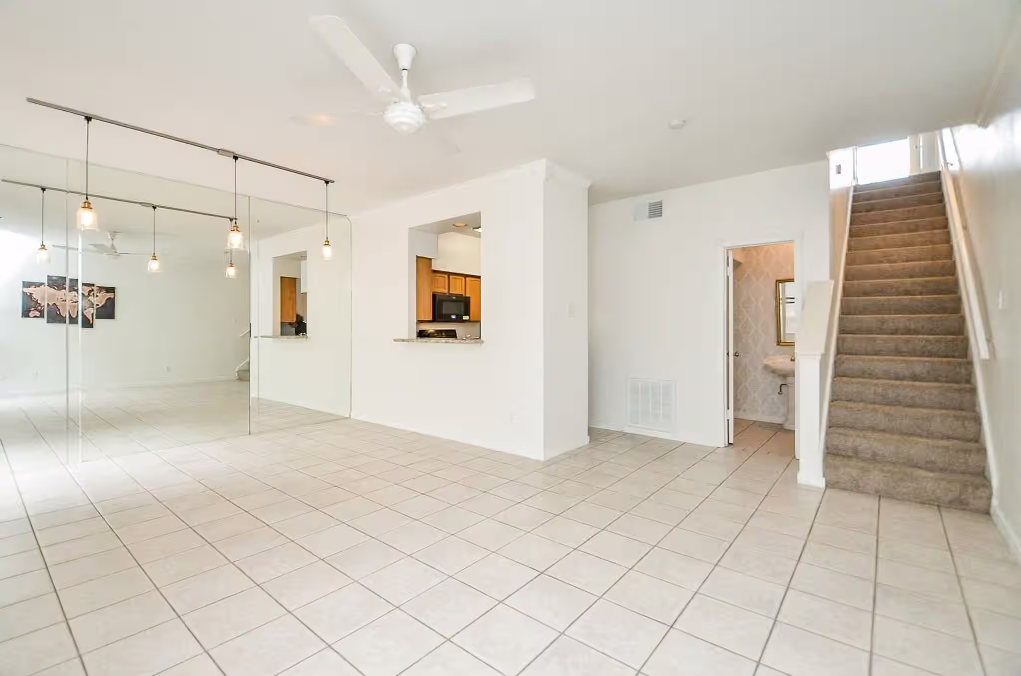 Photo 4 of 3800 Tanglewilde Street 109, Houston, TX