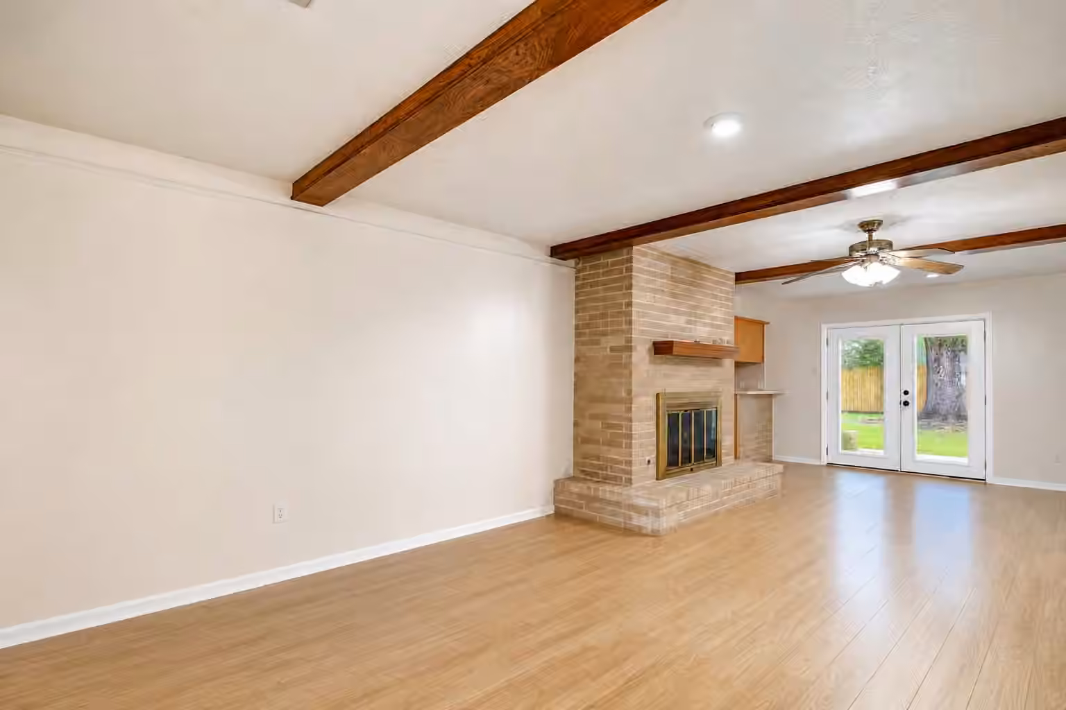 Photo 2 of 11011 Caribbean Lane, Houston, TX