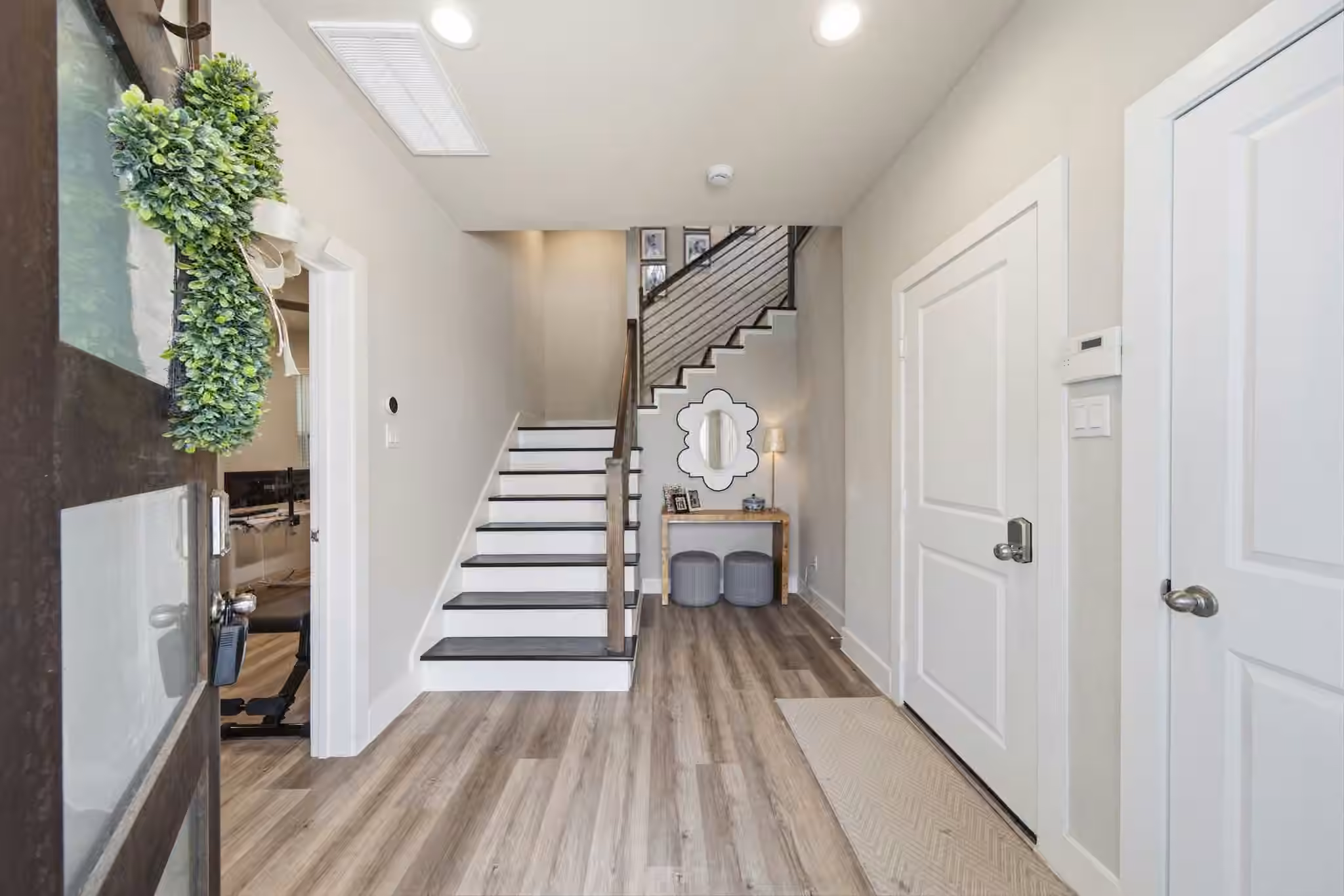 Photo 5 of 9007 Lonestar River Lane, Houston, TX