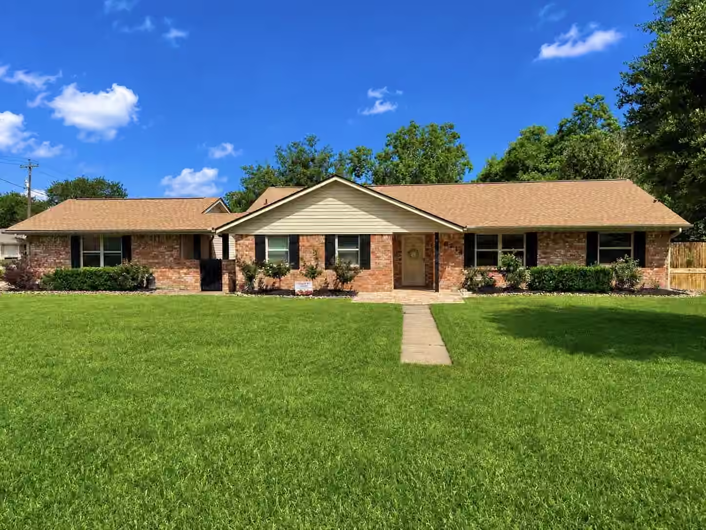 Photo of 6214 1st Street, Danbury, TX