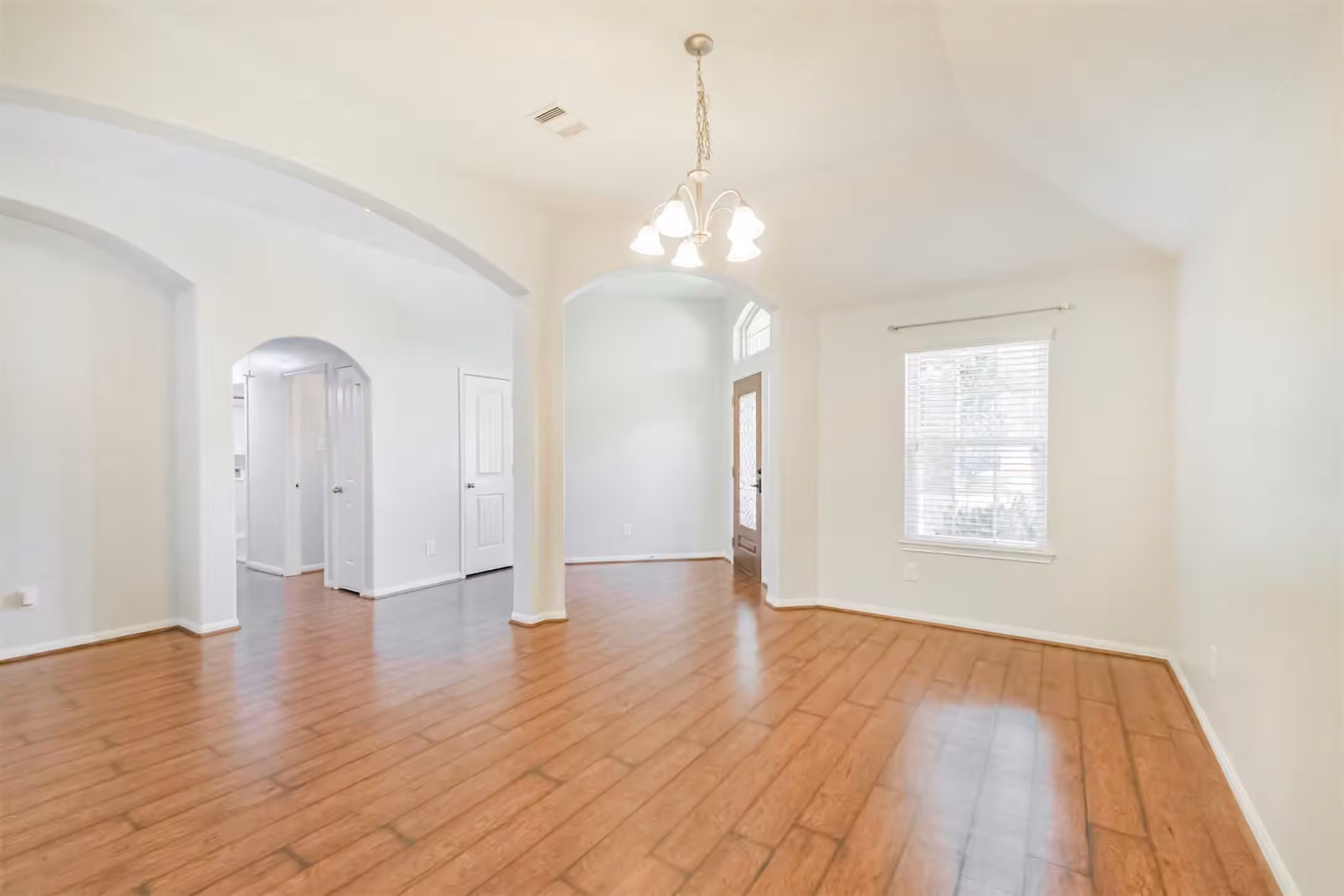 Photo 7 of 24714 Malca Manor Drive, Katy, TX