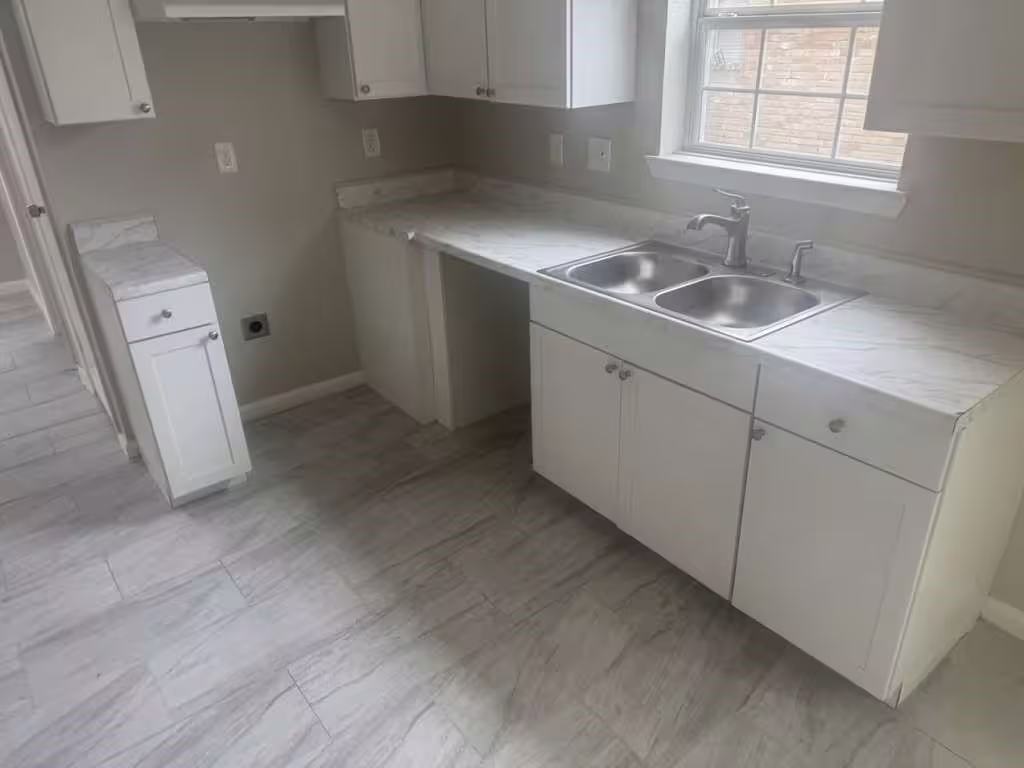Photo 6 of 14911 Walters Road, Houston, TX