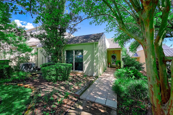 Photo 3 of 34 April Hill, Conroe, TX