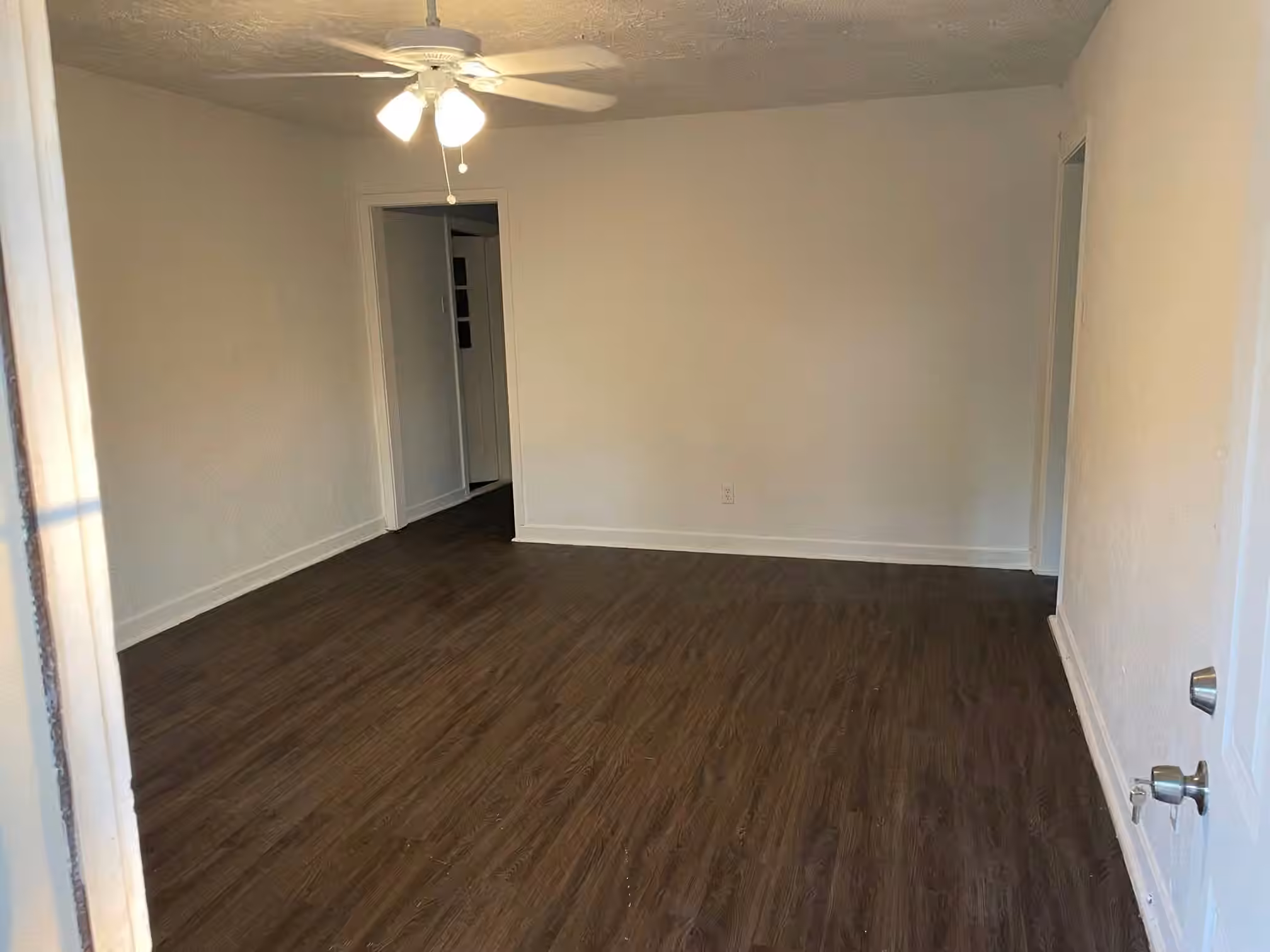Photo 3 of 5225 Anzio Road, Houston, TX